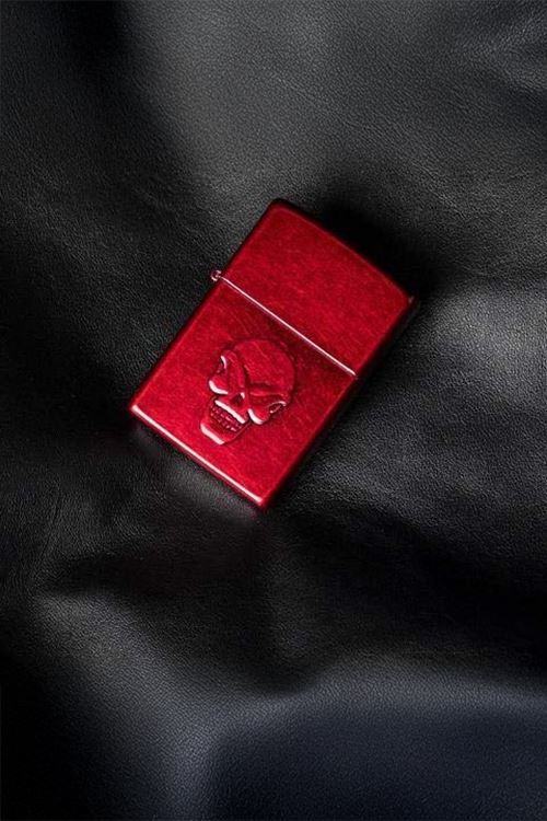 Zippo Çakmak Candy Apple Red Doom 21186-073176