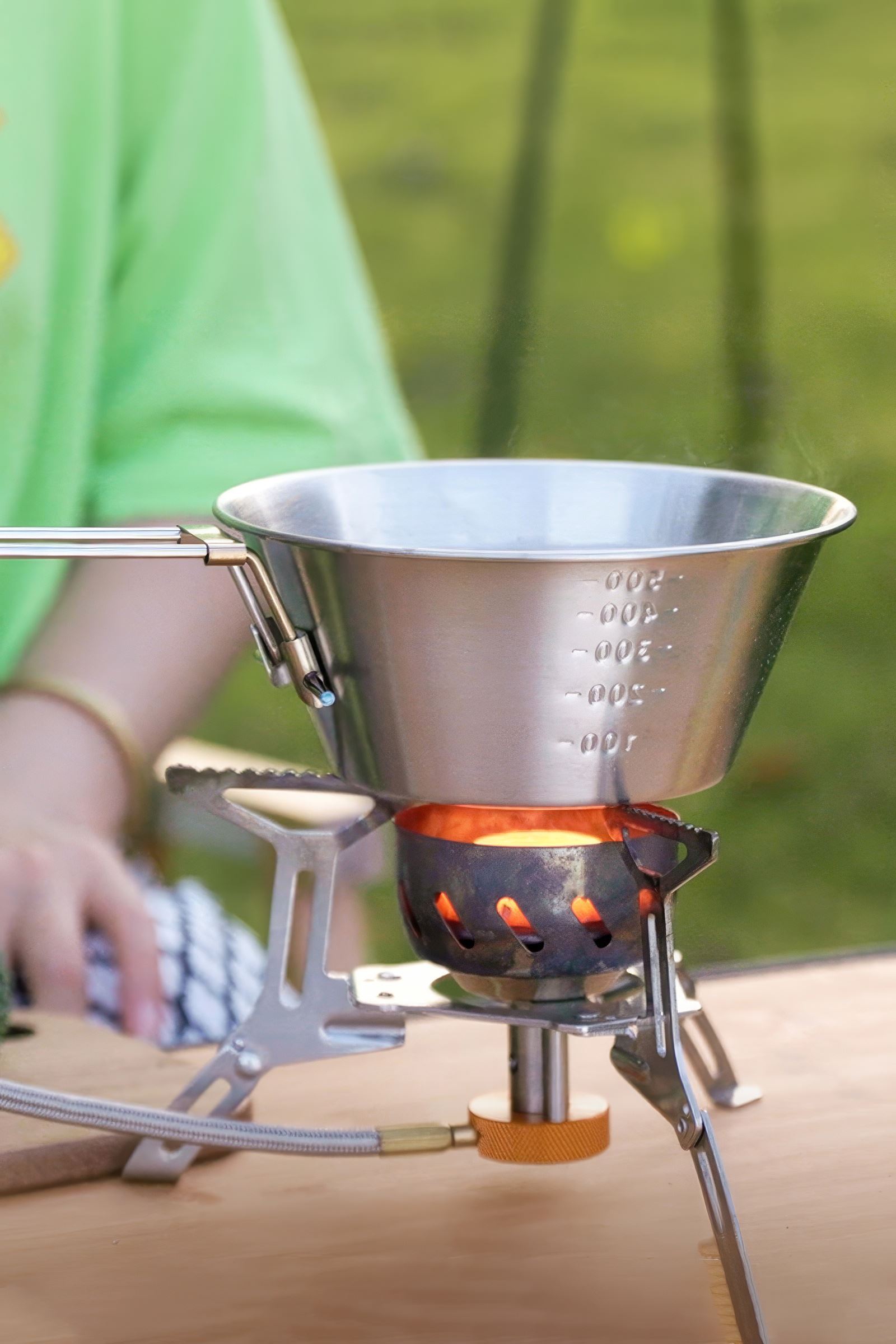 Çelik 550 ml Katlanır Kulp Ölçekli Kamp Ve Piknik Kasesi  mt103