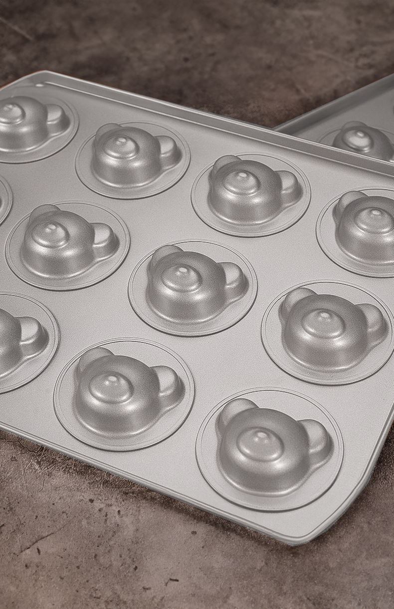 Karbon Çelik 12 li Ayıcık Muffin Cupcake Kek Pişirme Kalıbı mt125