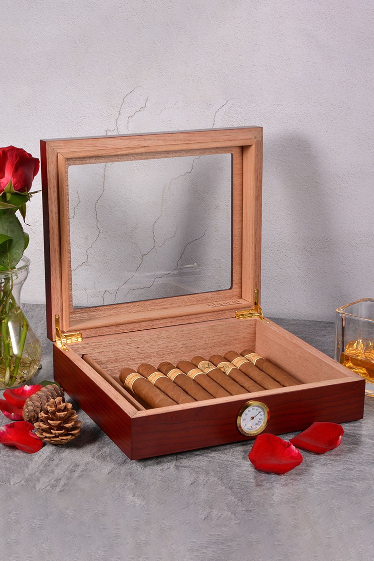 Falconetti Kırmızı Camlı Humidor Puro Kutusu rc06kr