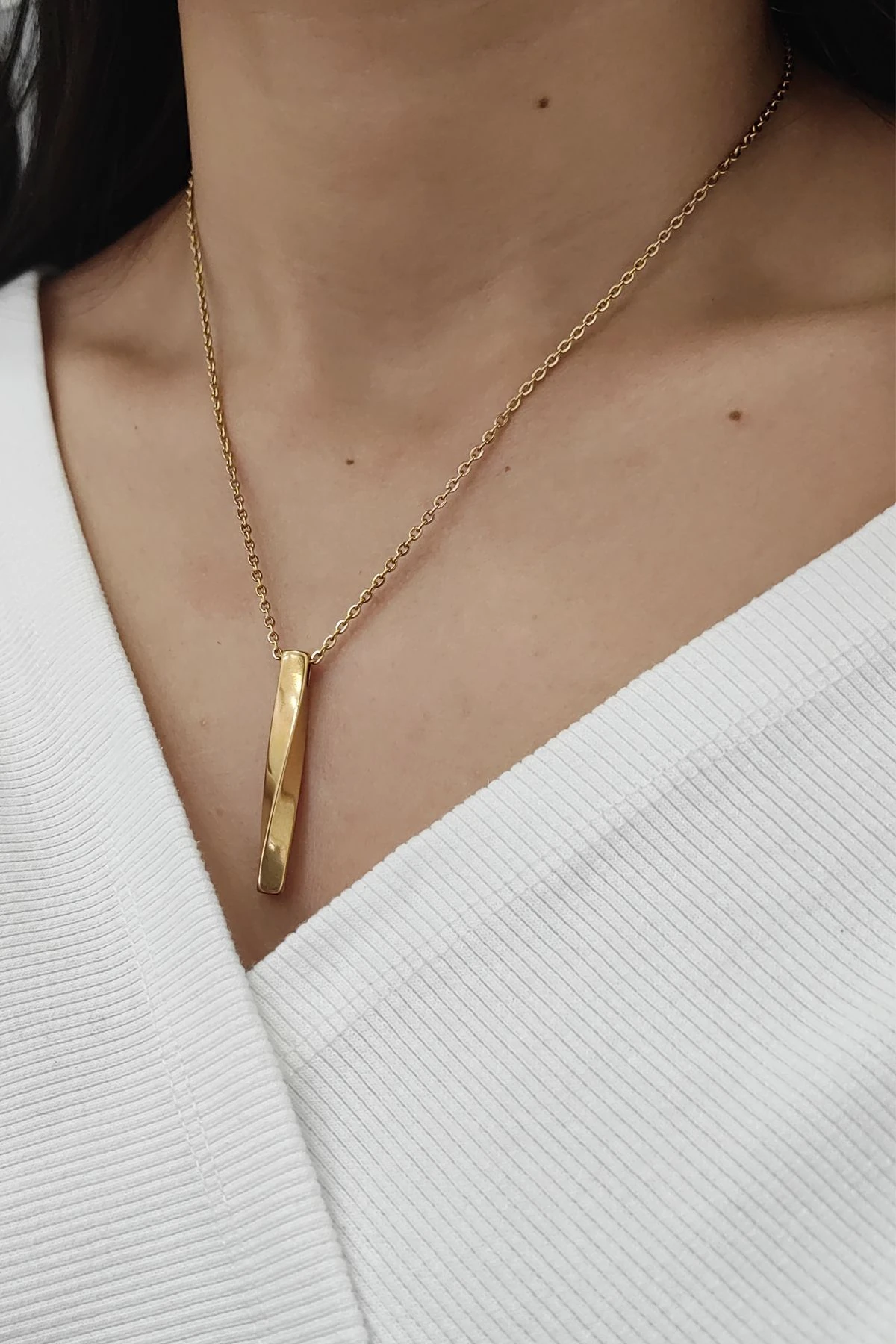 Chavin Gold Kıvrık Çubuk Kadın Çelik Kolye eb81srx