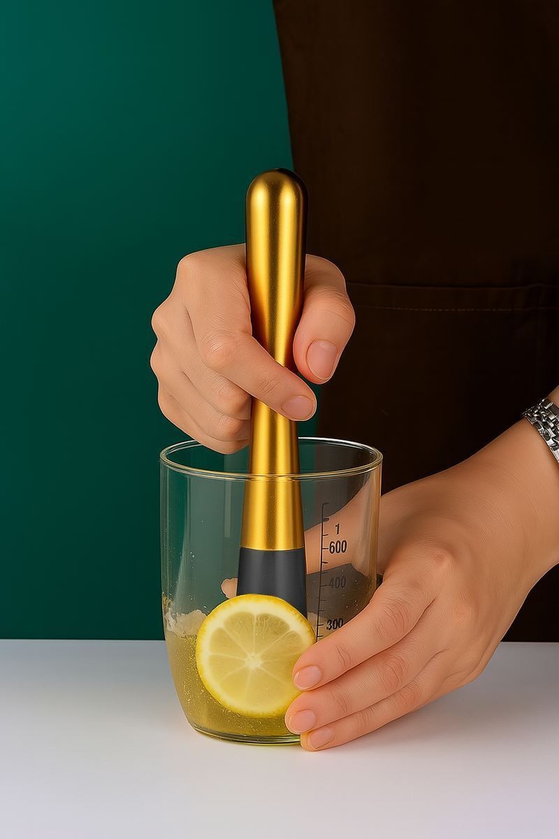 Ahşap Standlı 12 Parça Çelik 750 ml Shaker Bar Tokmağı Jigger Seti Barmen Seti