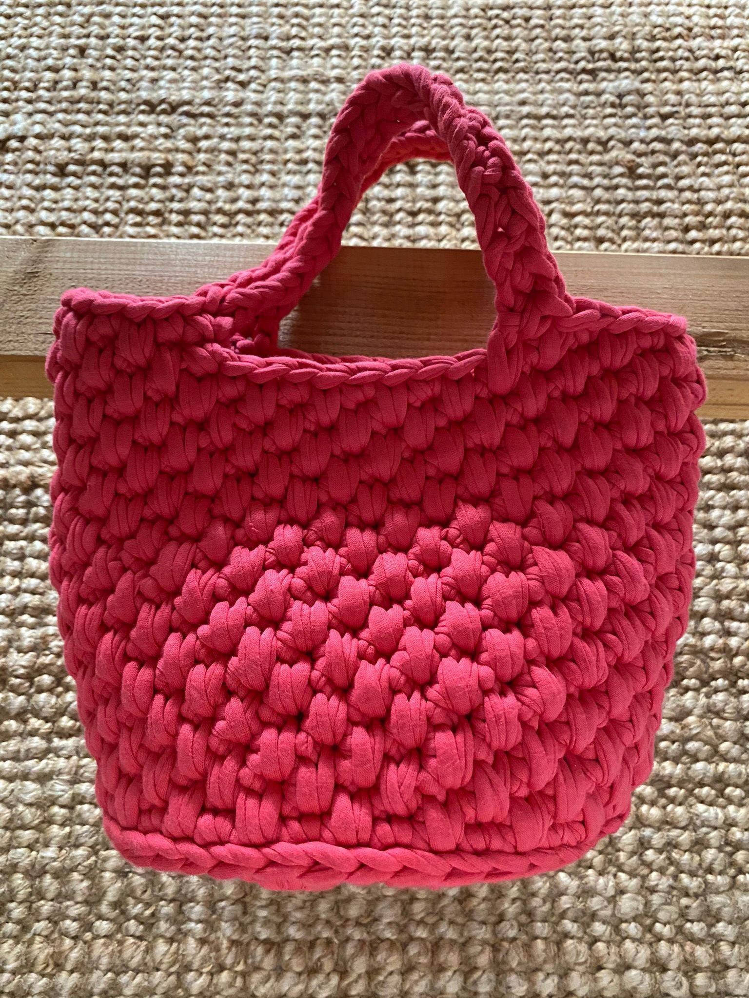 Pearl Bag With Curly Label