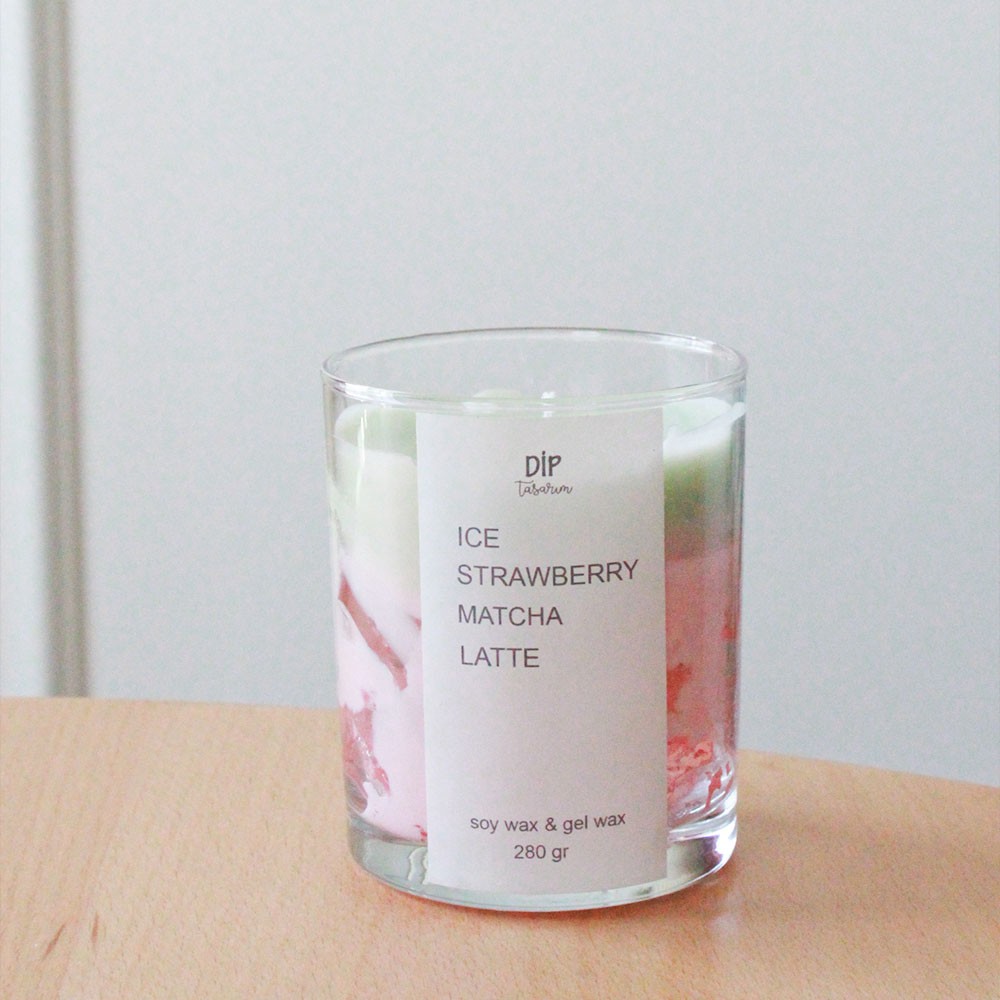 Ice Strawberry Matcha Latte Mum