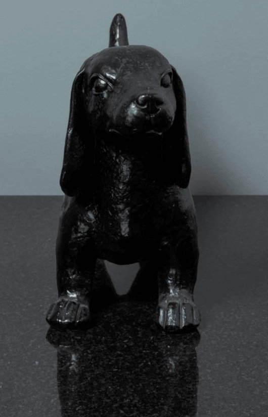 CHEHOMA - SAUSAGE DOG SHINY BLACK PATINA