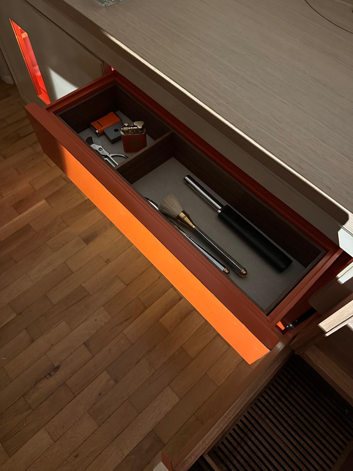 GALİP KAYNAR DESIGN OPUS AMBER CONSOLE