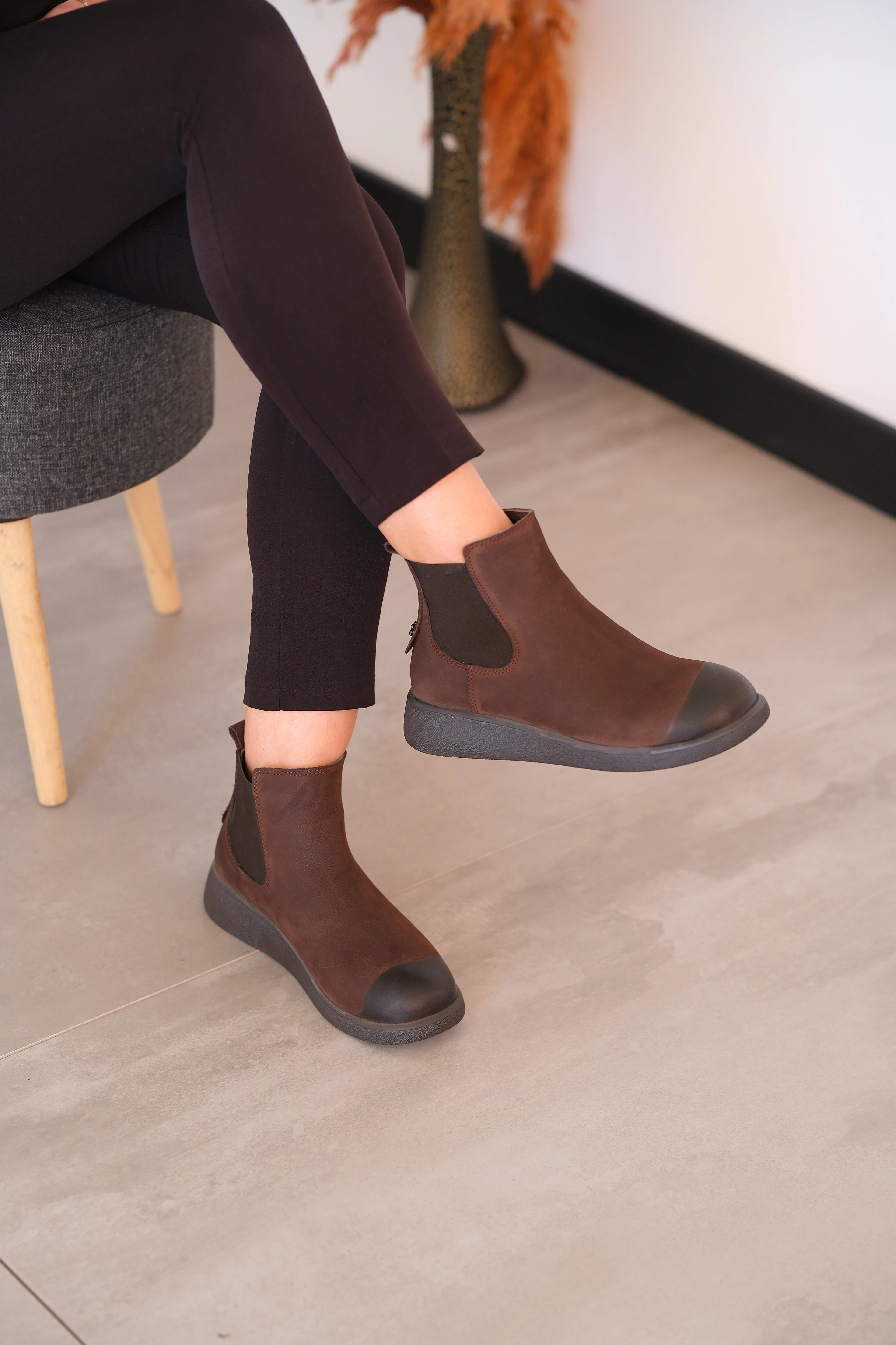 Cooliza 258501 Hakiki Deri Termo Taban Günlük Rahat Kadın Kalın Tabanlı Bot Ayakkabı