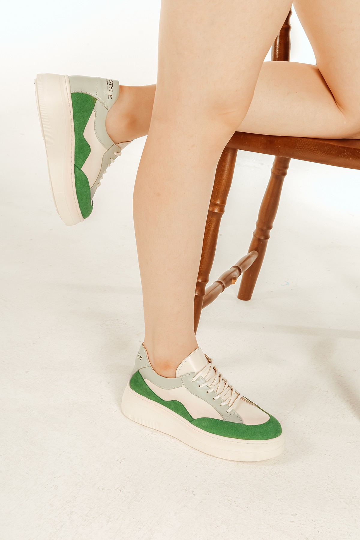 Cooliza Hakiki Deri Sneaker Yüksek Taban Renkli Rahat Günlük Kadın Spor Ayakkabı BEYAZ-YEŞİL - Beyaz-Yeşil