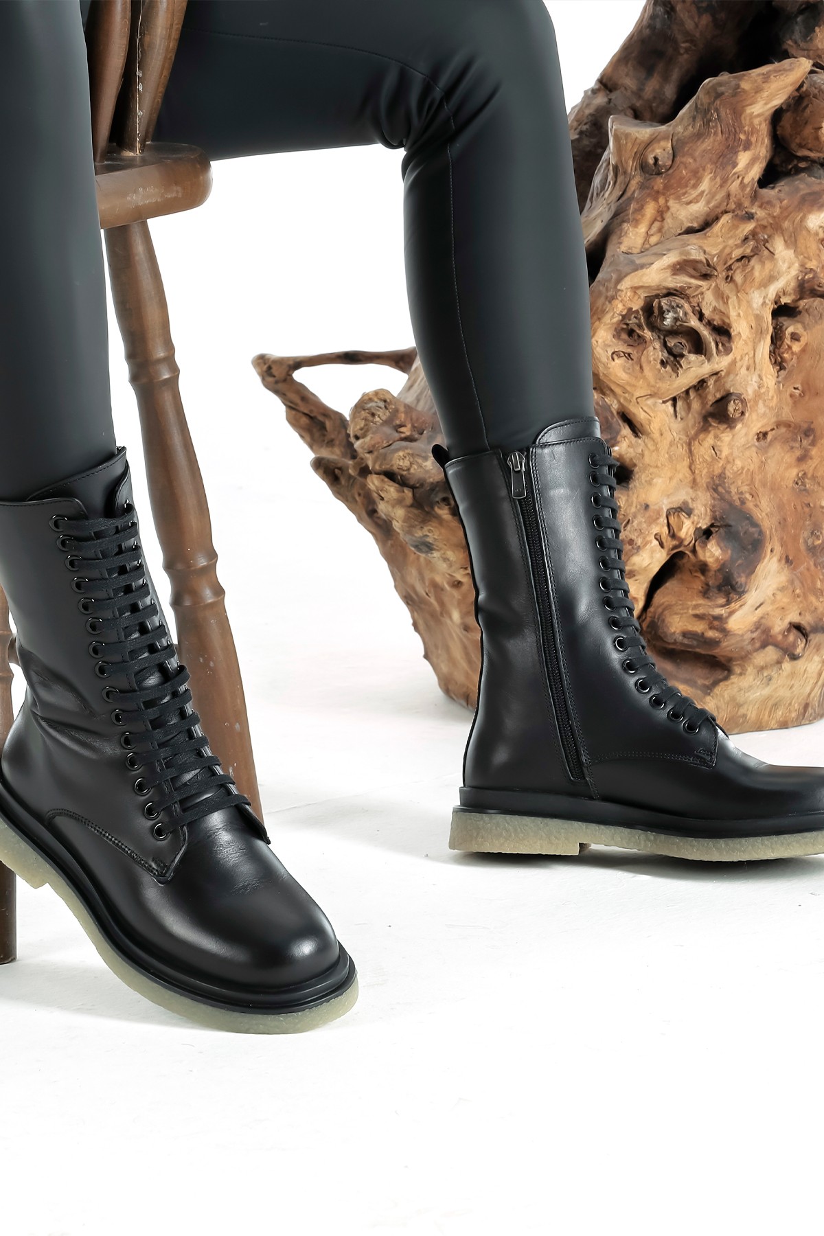 Cooliza Hakiki Deri Bağcıklı ve Fermuarlı Rahat Kadın Bot Ayakkabı - Siyah