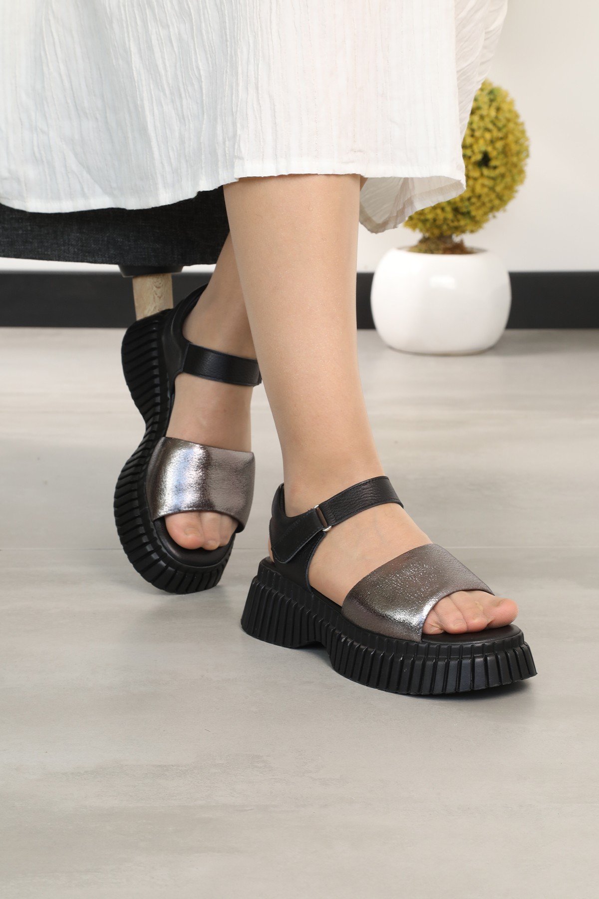 Cooliza Hakiki Deri Kadın Rahat Günlük Sandalet Ayakkabı - Siyah