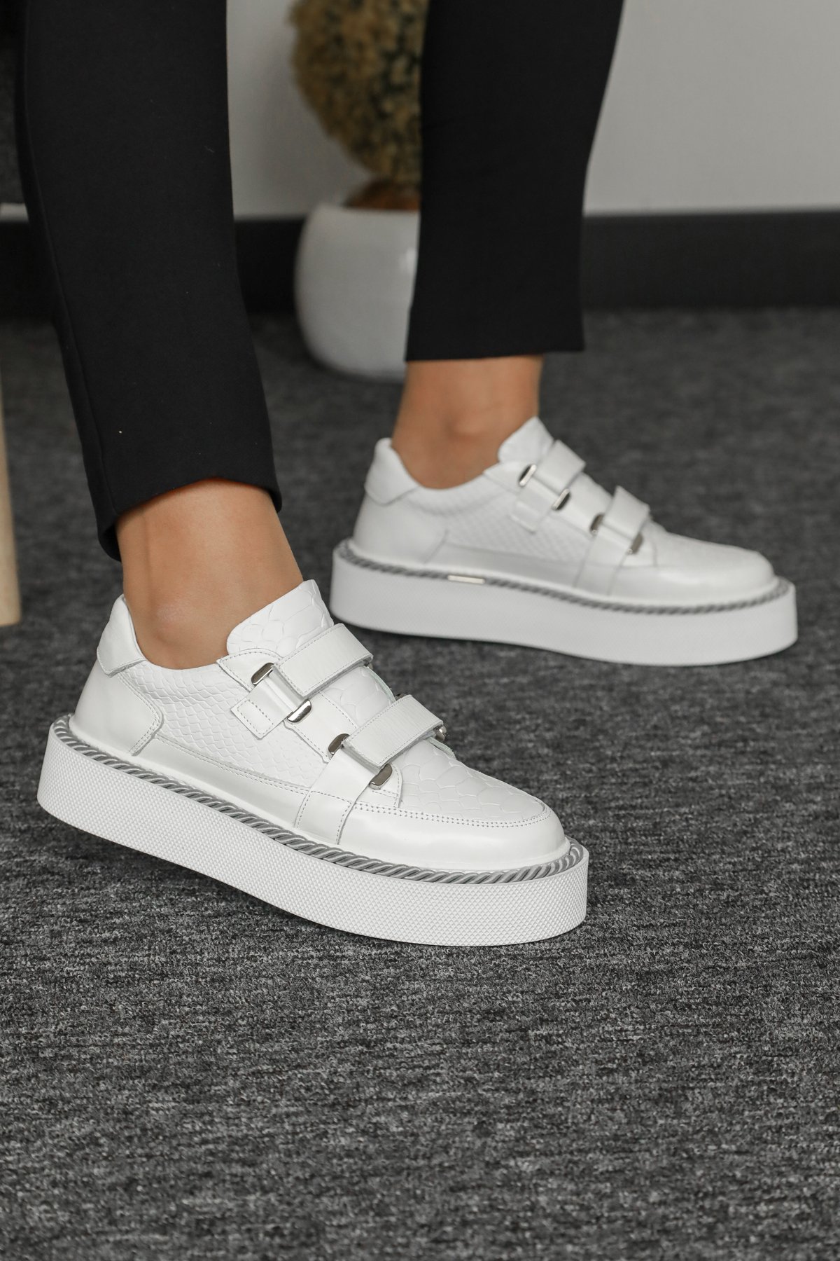 Cooliza Hakiki Deri Sneaker Yüksek Taban Rahat Günlük Kadın Spor Ayakkabı 