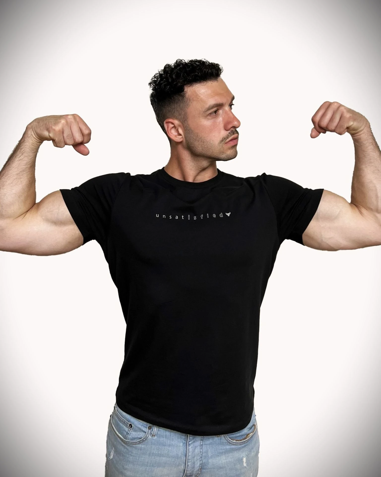 UnsGear ''Unsatisfied'' Kabartma Baski T-Shirt