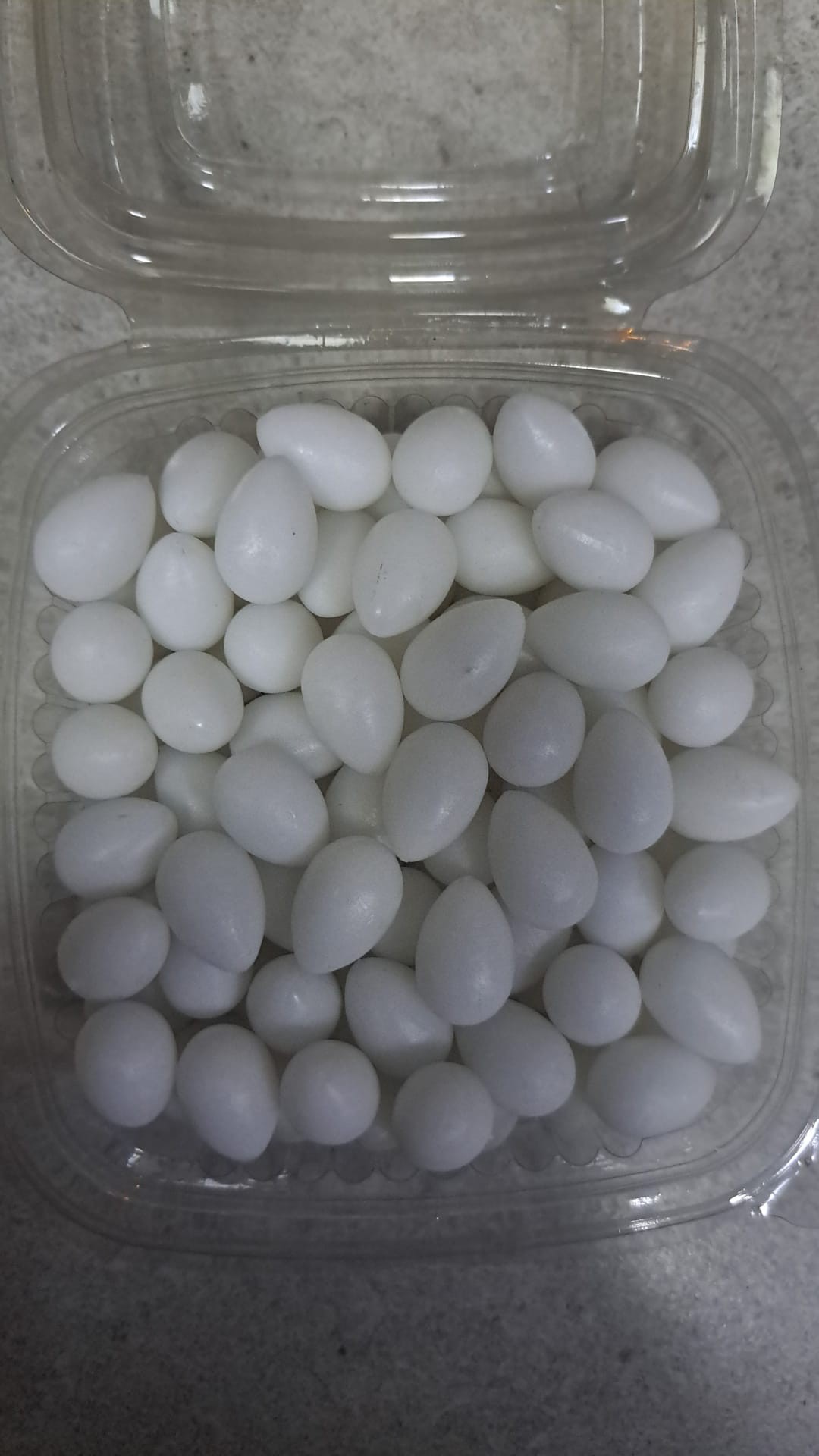 Plastik İçi Dolu Kanarya Yumurtası 30 Adet