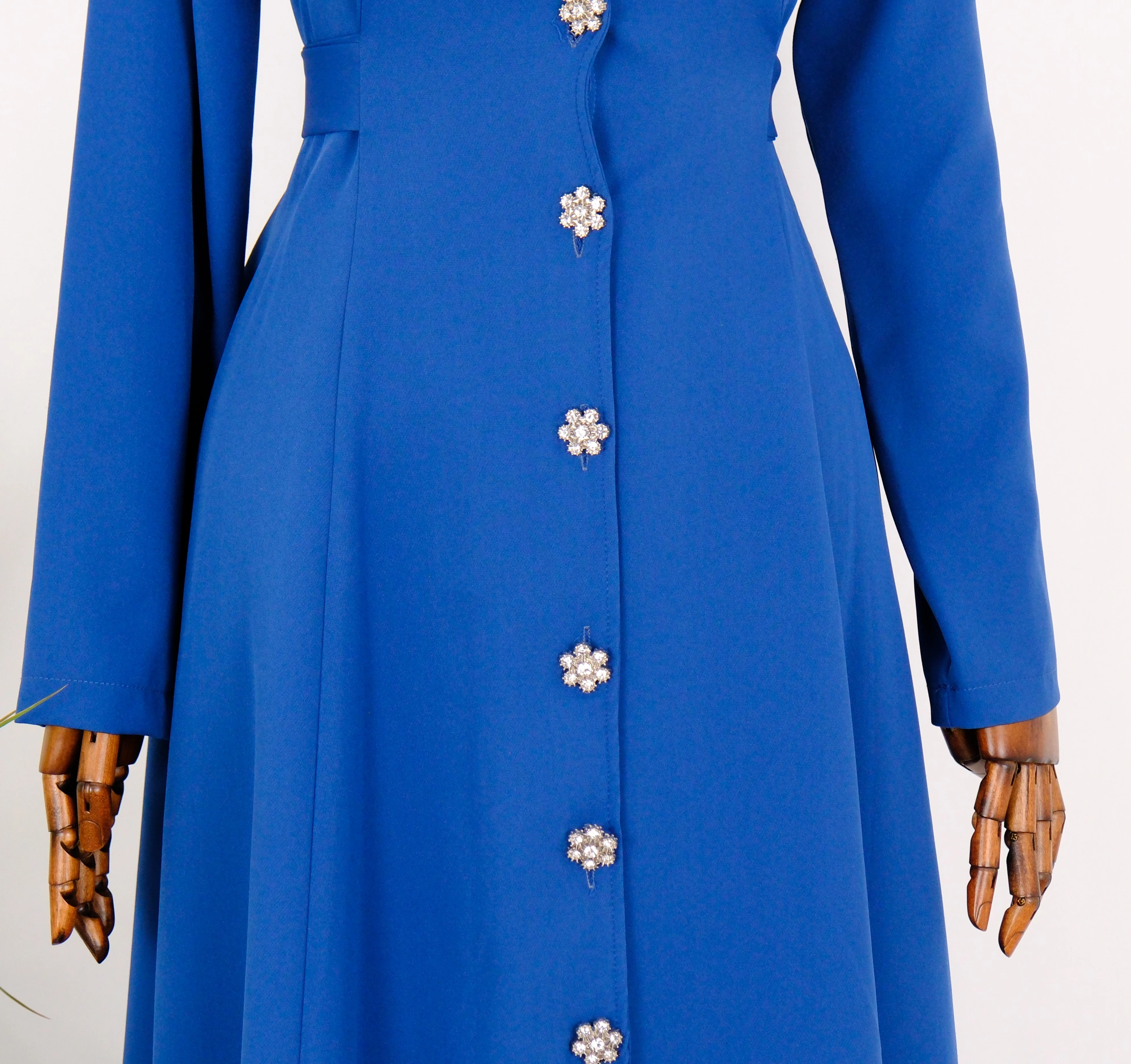 TAŞ DETAYLI ELBİSE 