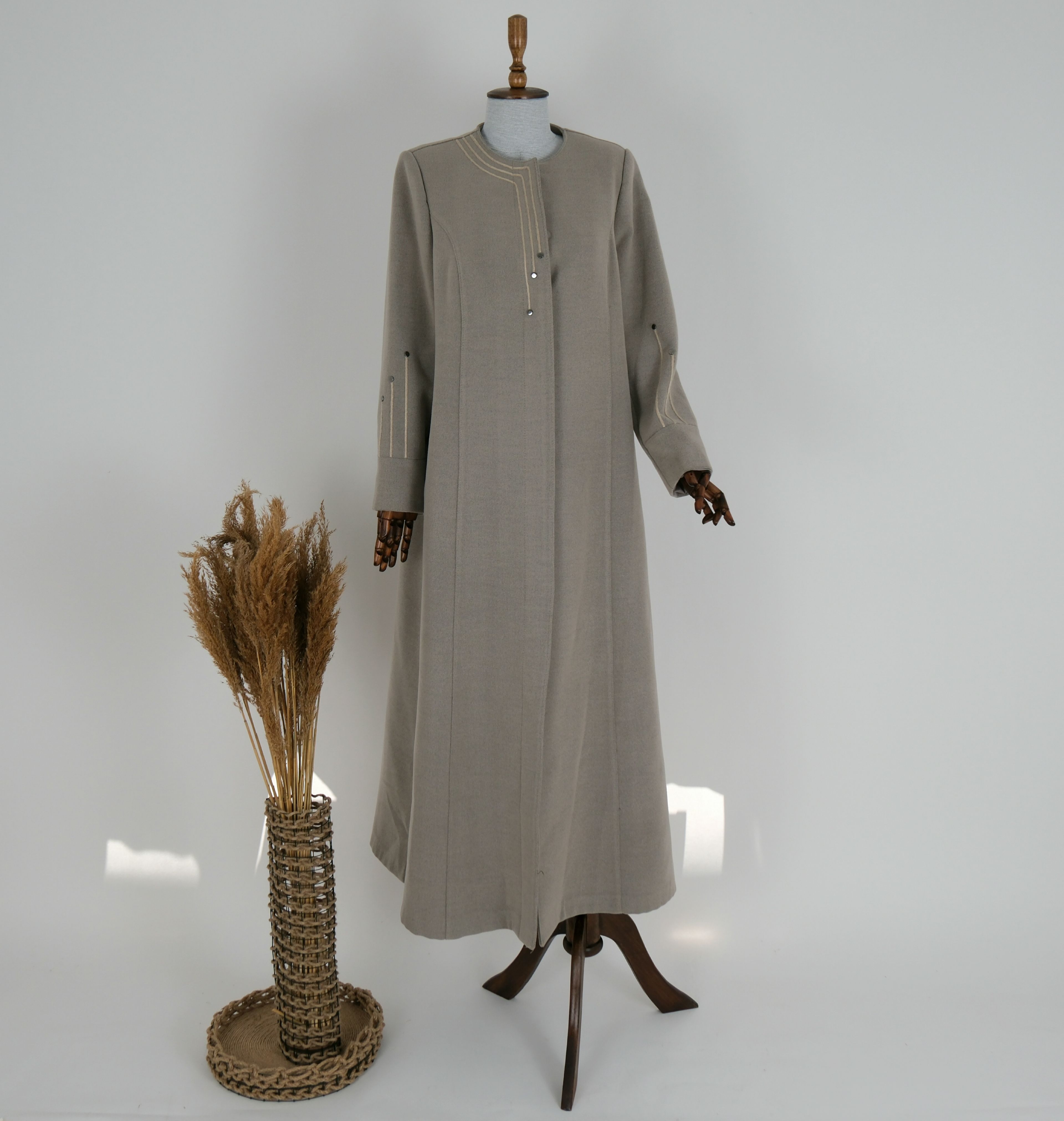 NAKIŞ DETAYLI KABAN  - Taş