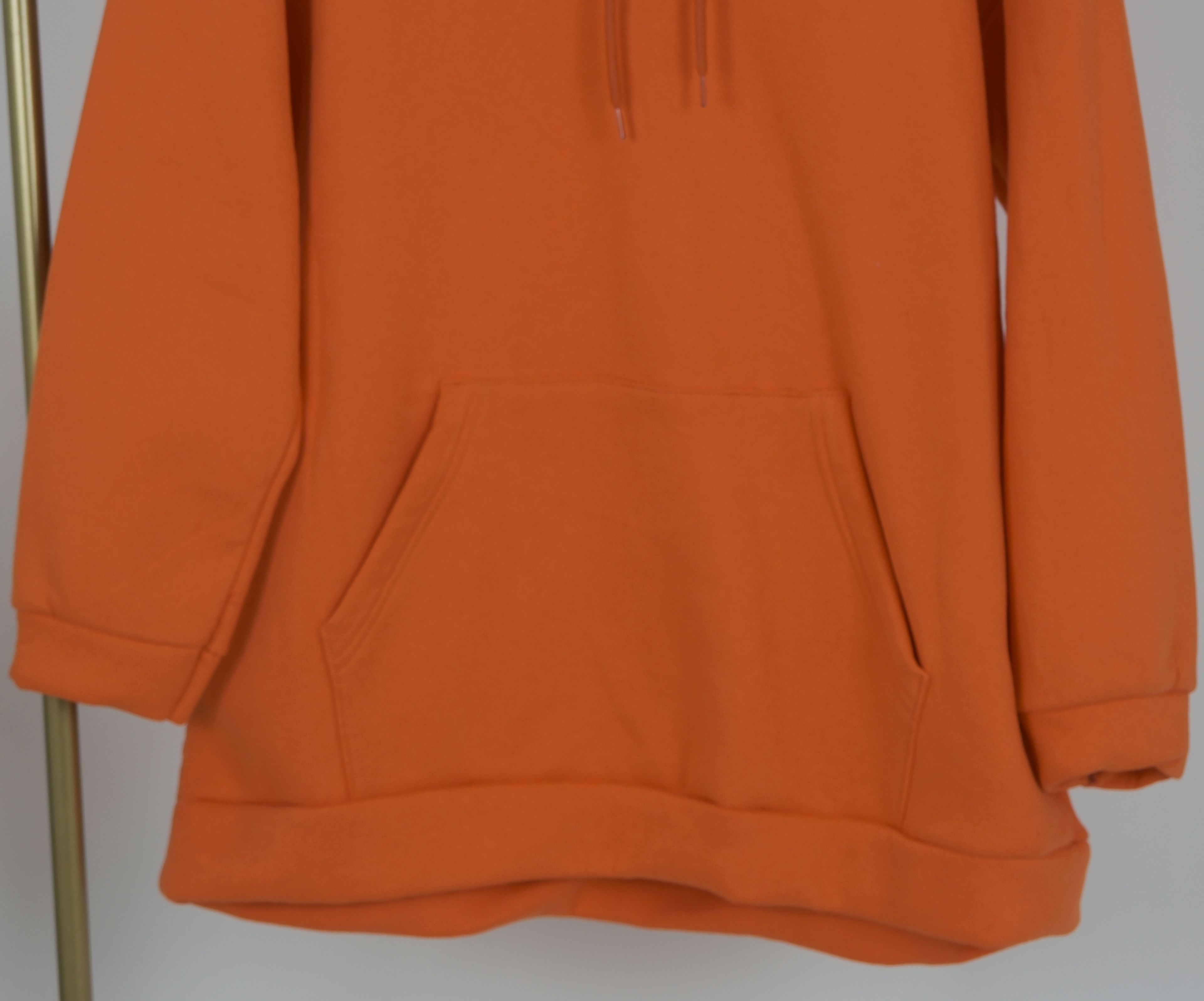 OVERSİZE KAPÜŞONLU SWEATSHİRT 