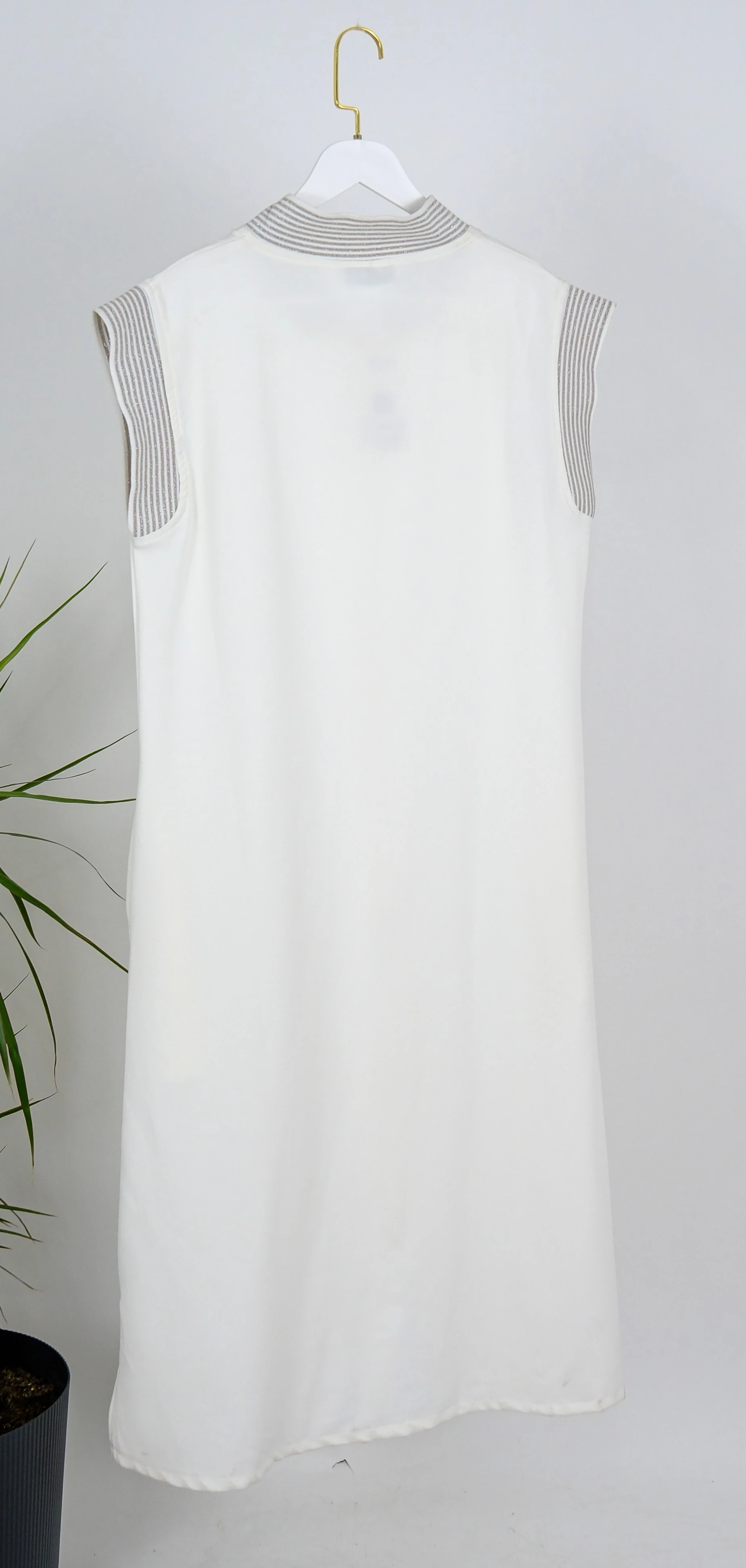 ÇİZGİ ŞERİT DETAYLI TAKIM 