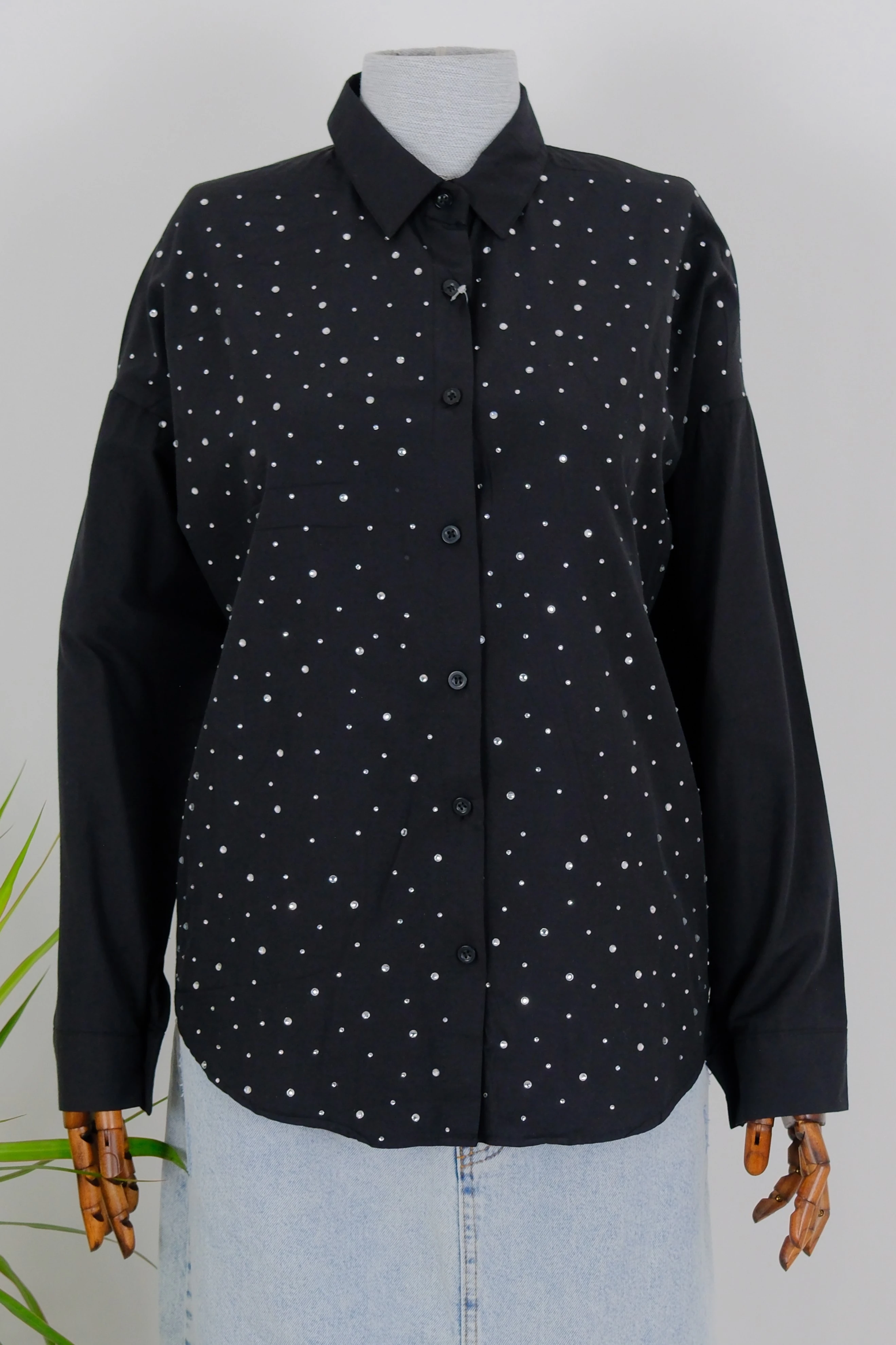 TAŞ DETAYLI GÖMLEK  - Siyah