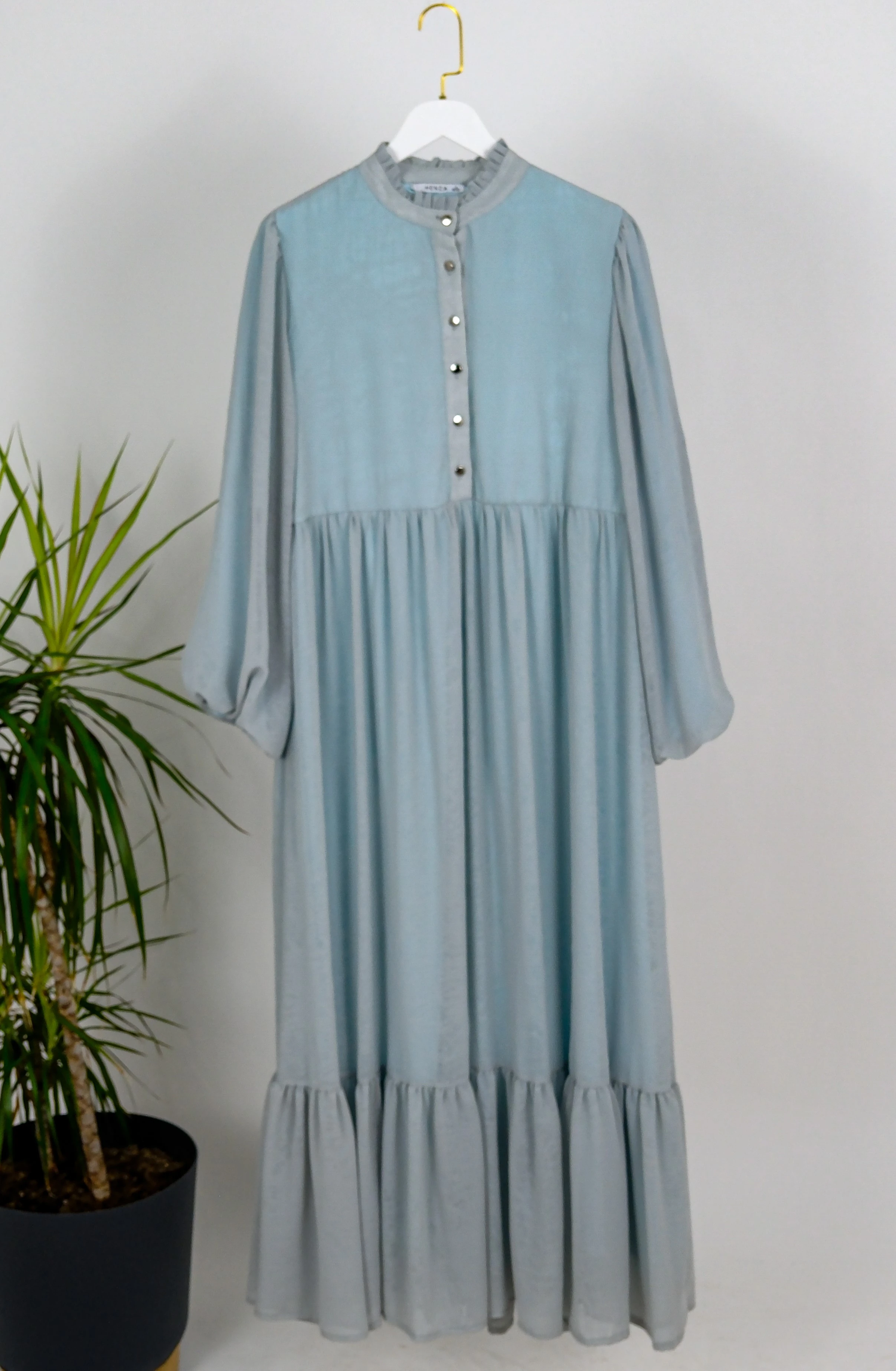 AÇIK MAVİ DÜĞME DETAYLI ŞİFON  ELBİSE - Mavi