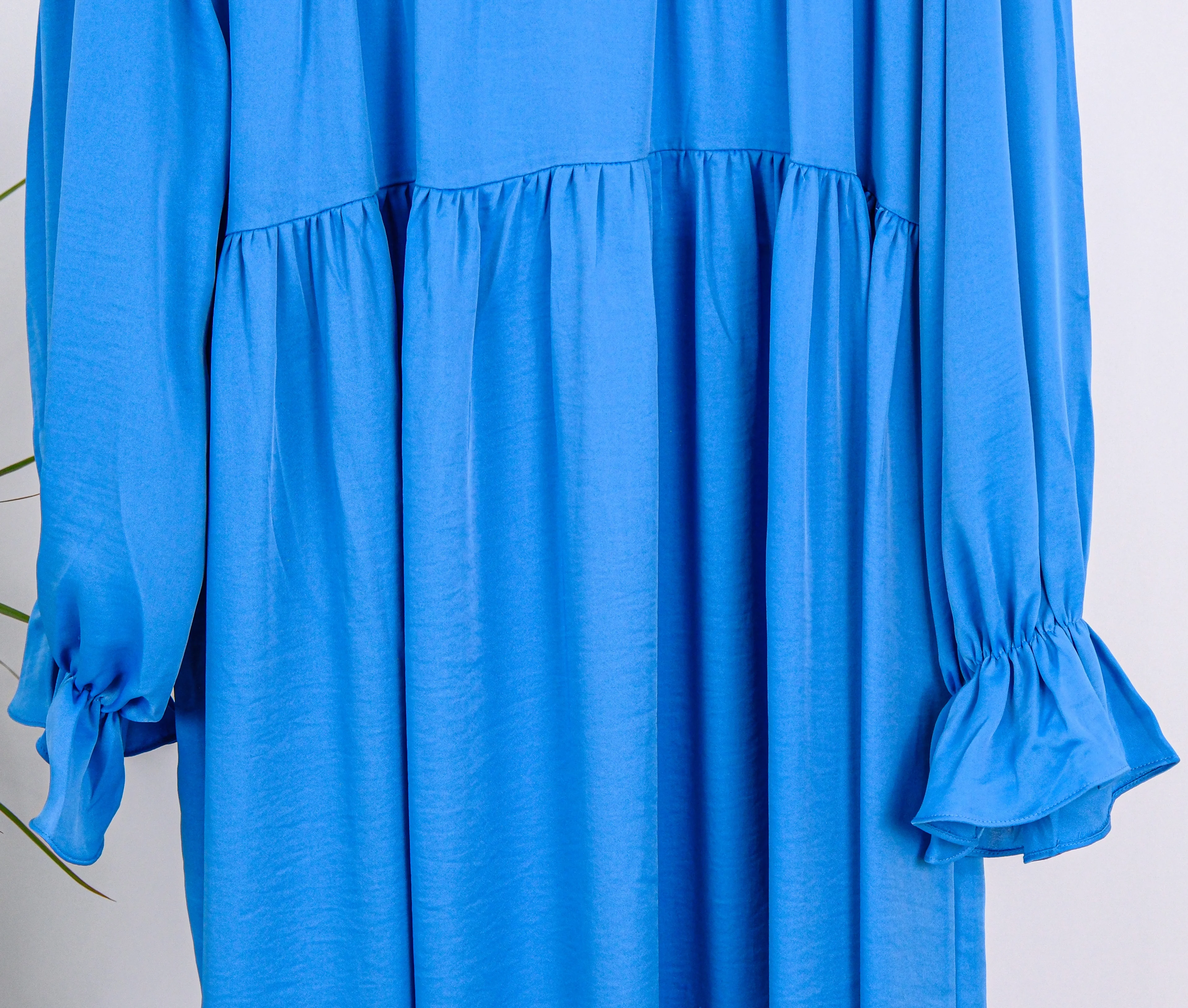 FIRFIRLI SATEN ELBİSE 