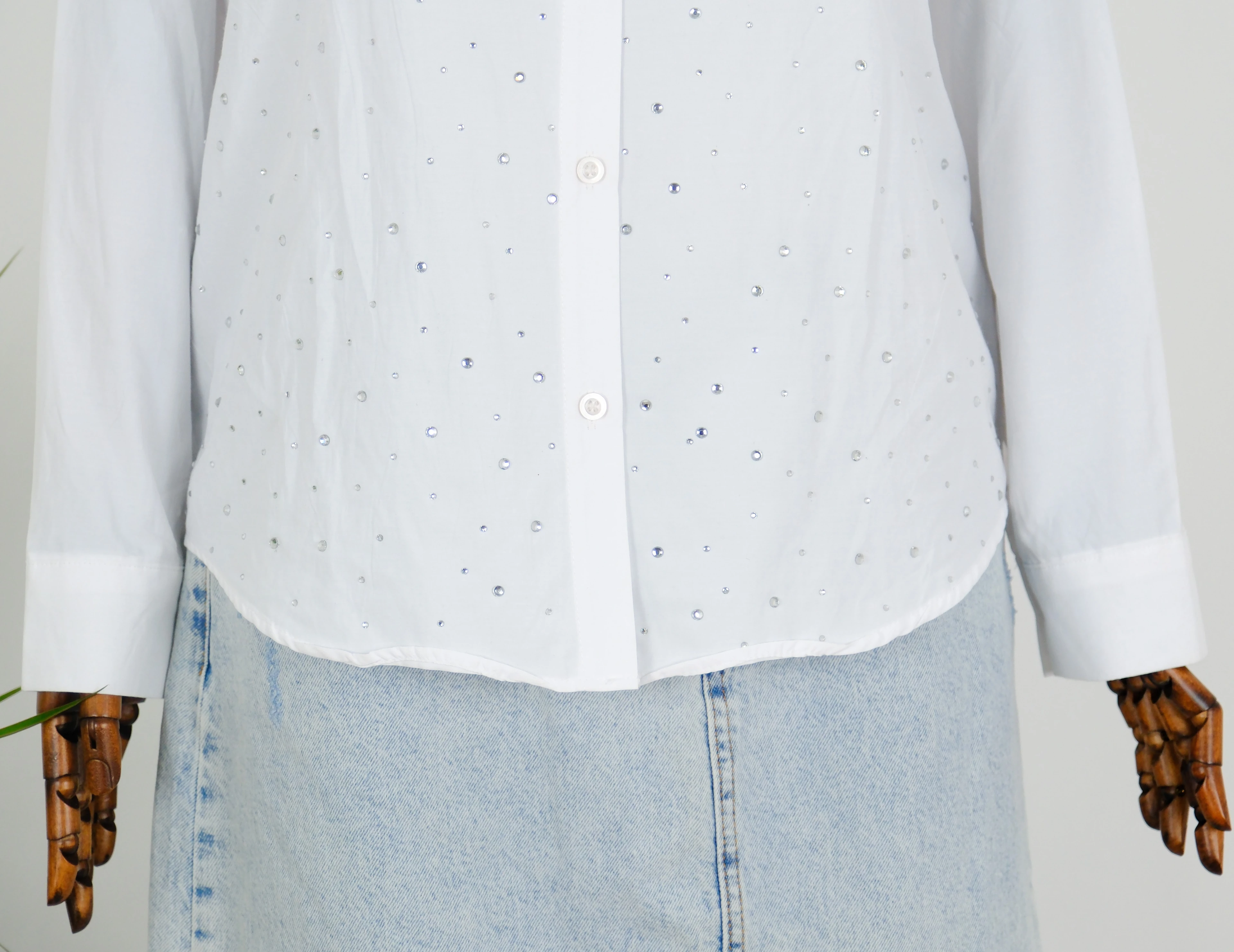 TAŞ DETAYLI GÖMLEK 