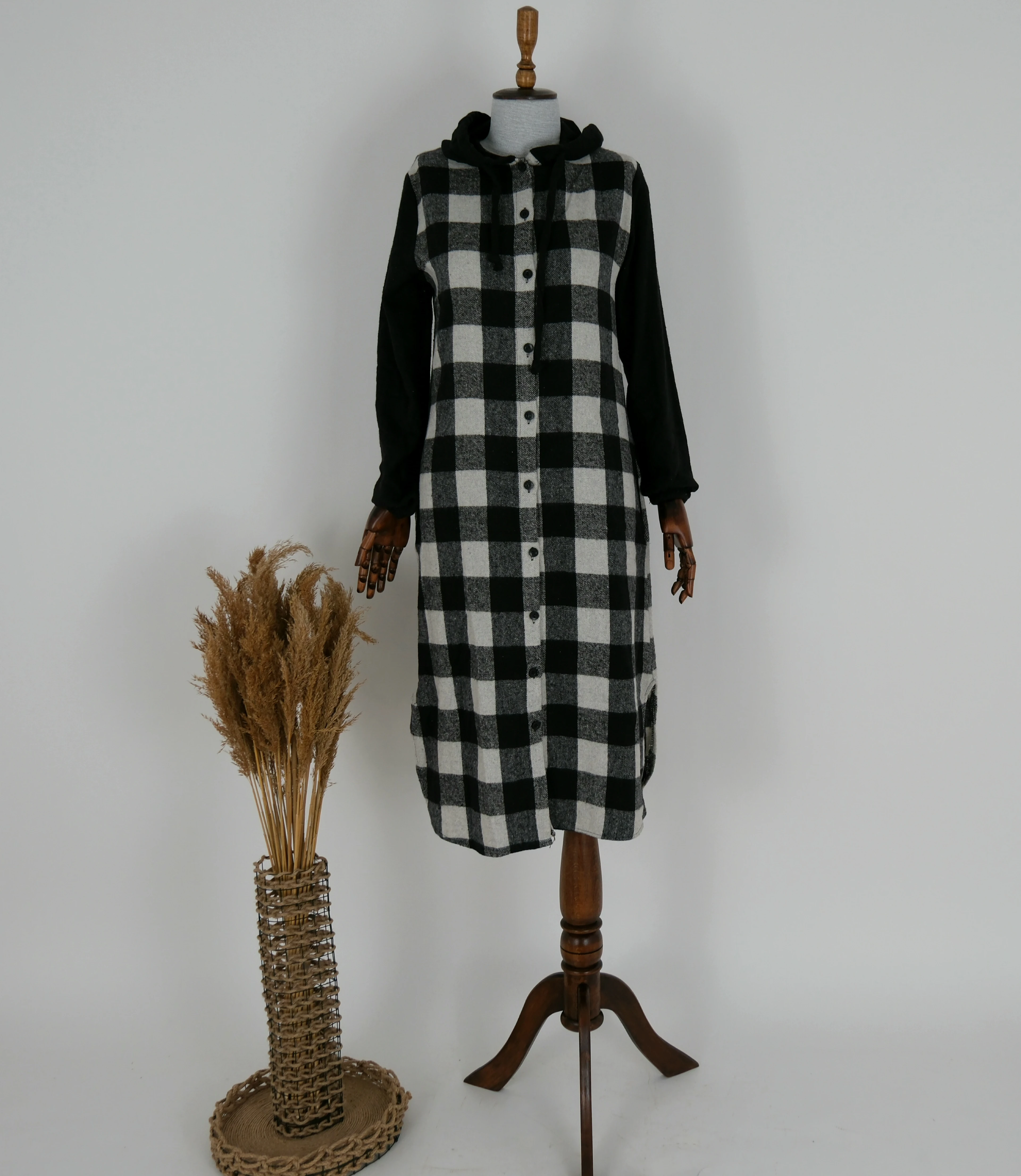 KAPÜŞONLU DESENLİ UZUN HIRKA  - Siyah