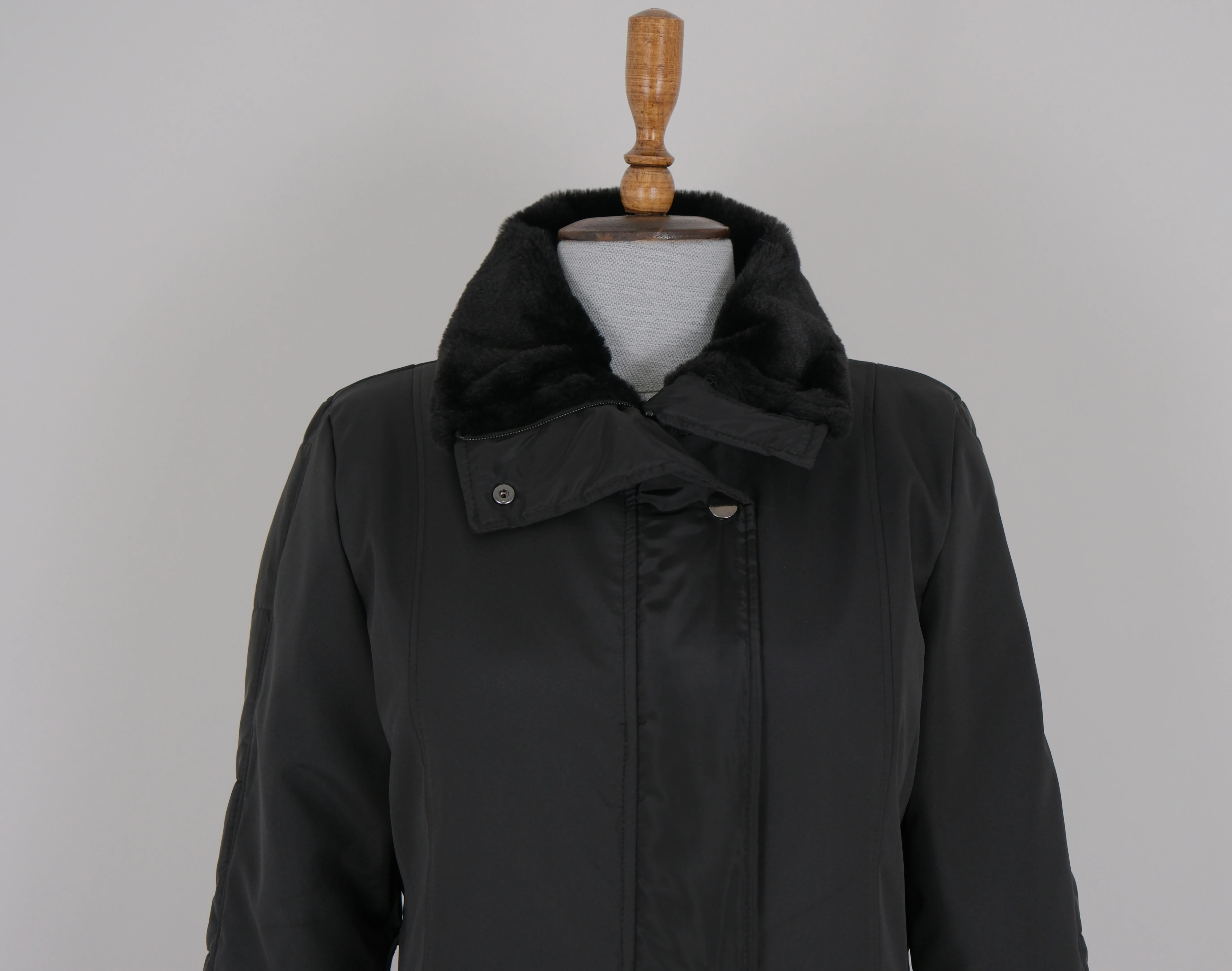 KAPİTONE KÜRKLÜ MONT 