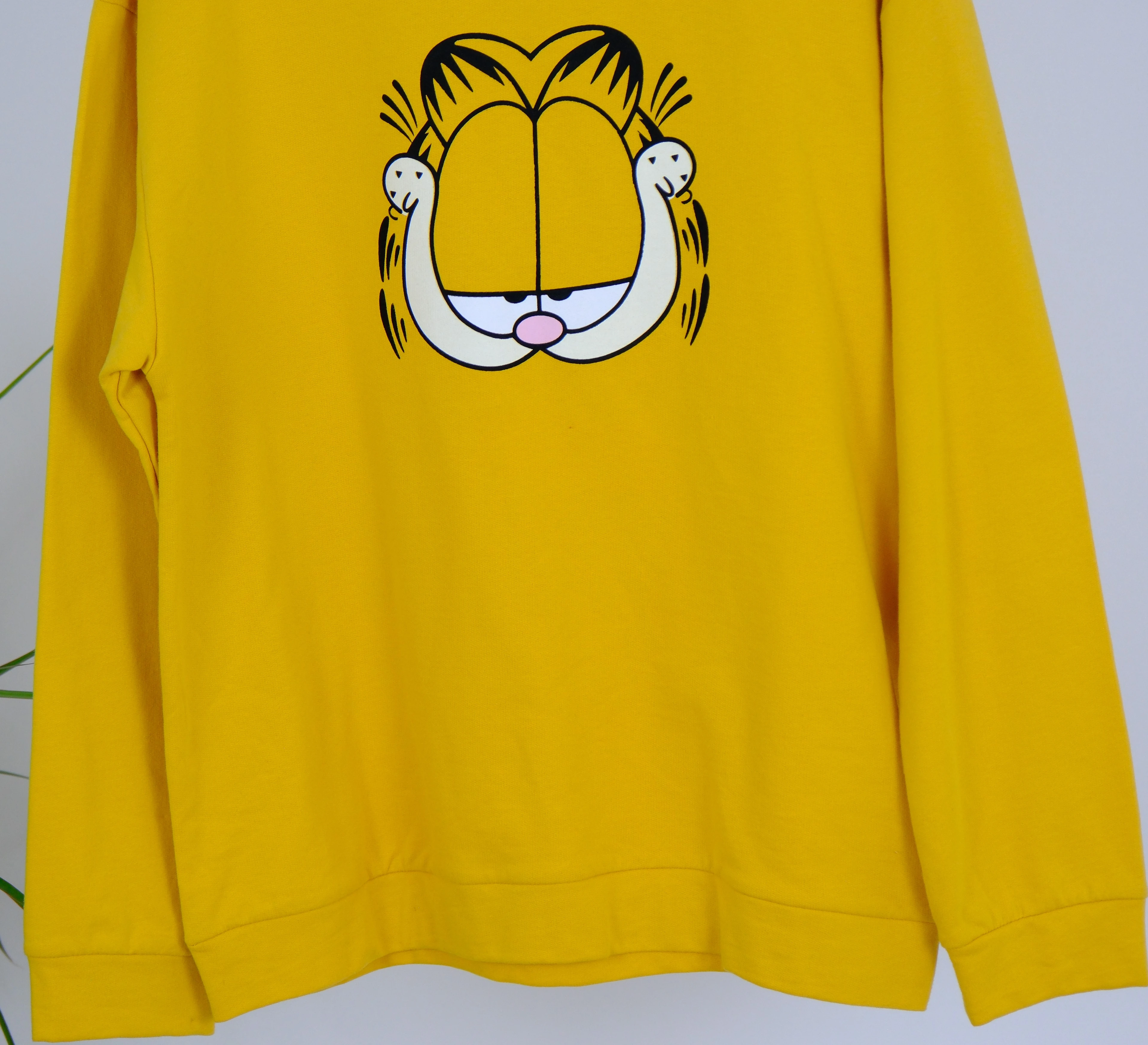 GARFIELD BASKILI SARI SWEATSHIRT
