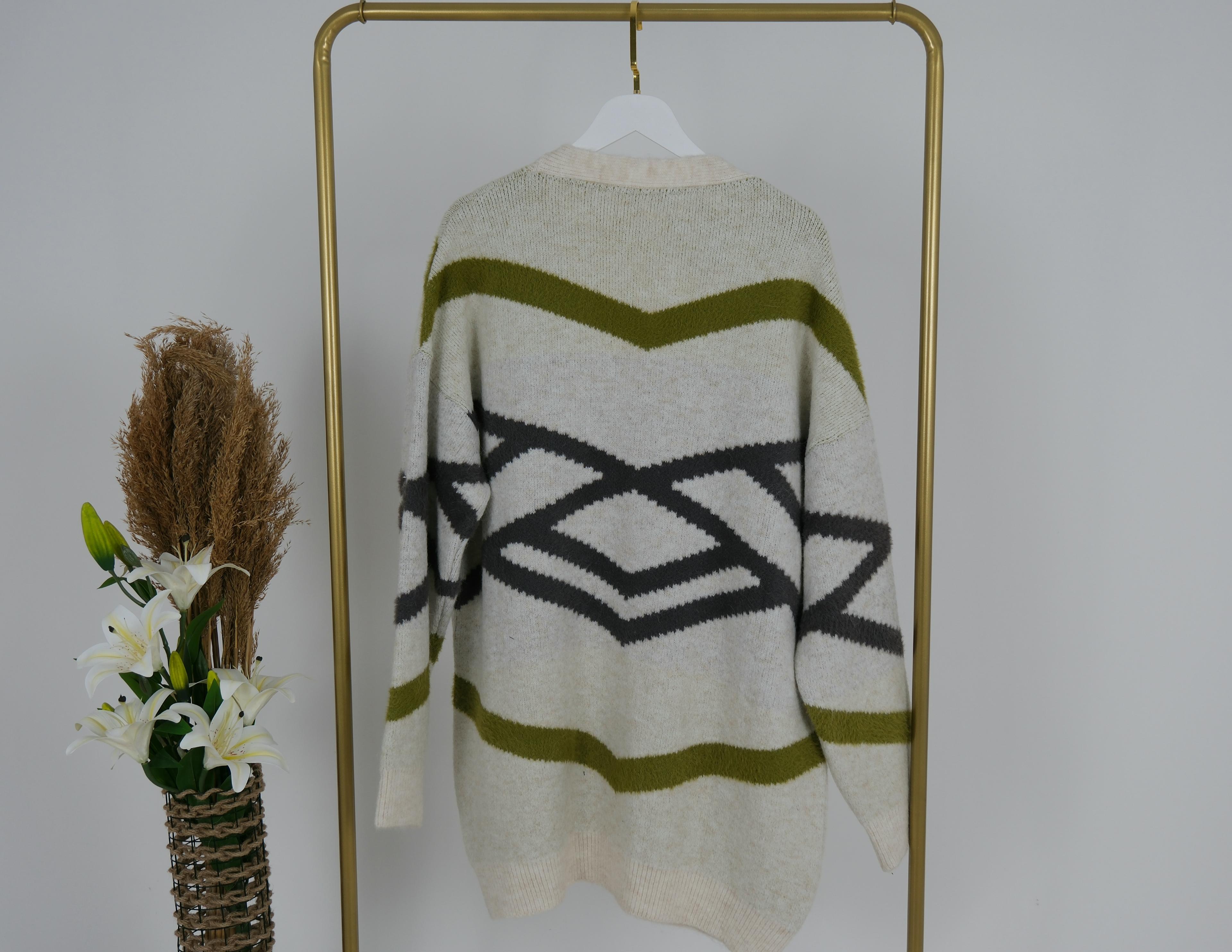TAŞ DETAYLI HIRKA 