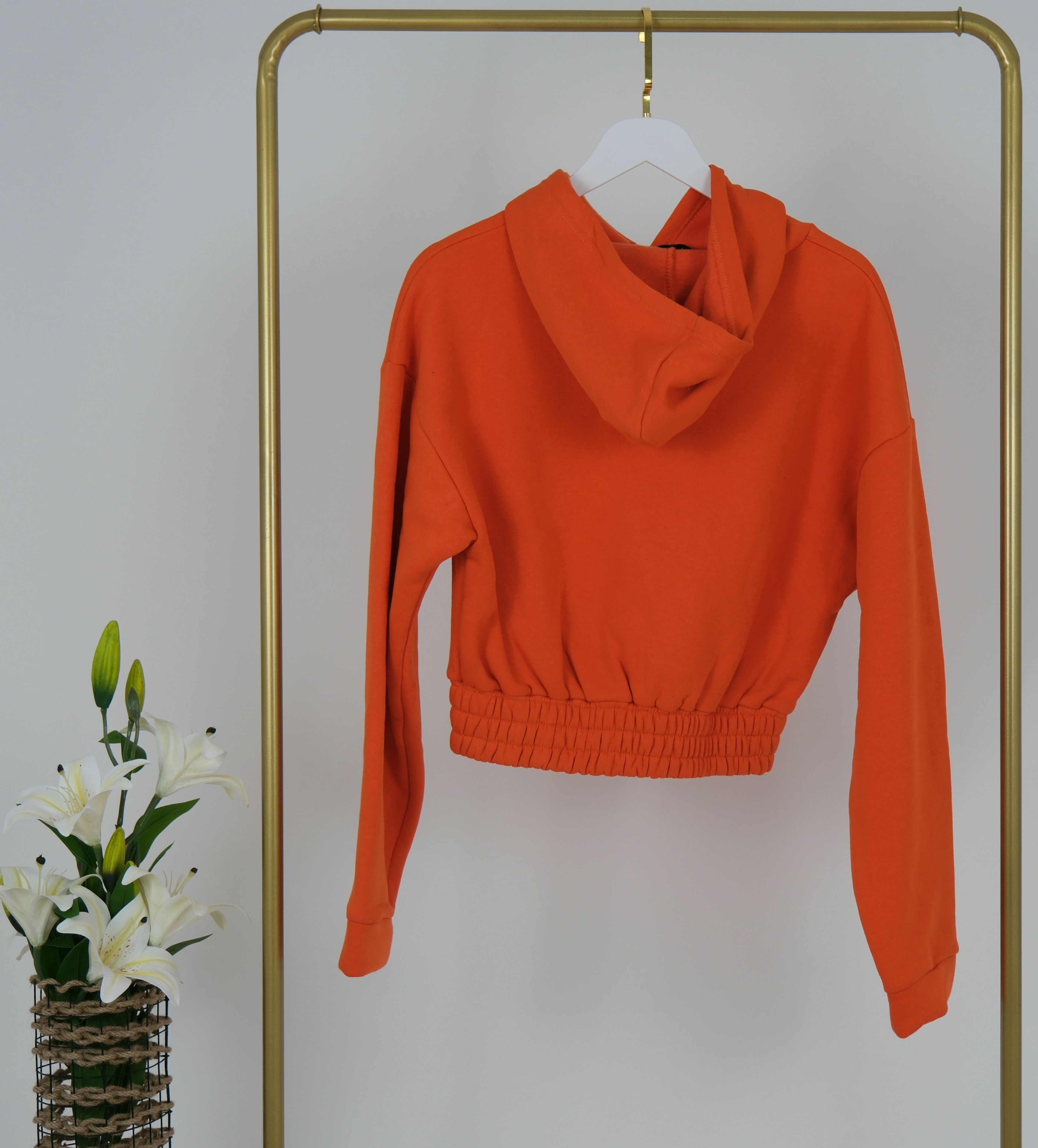 BELİ BÜZGÜLÜ CROP 