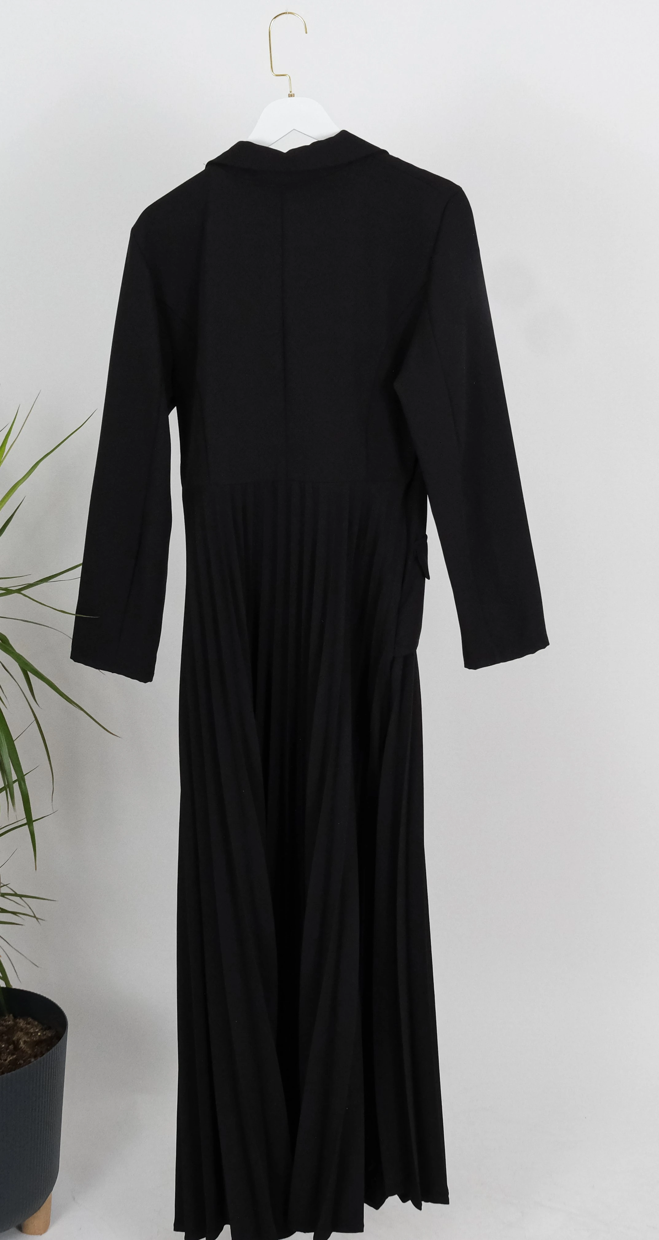 PLİSELİ CEKET DETAYLI UZUN ELBİSE