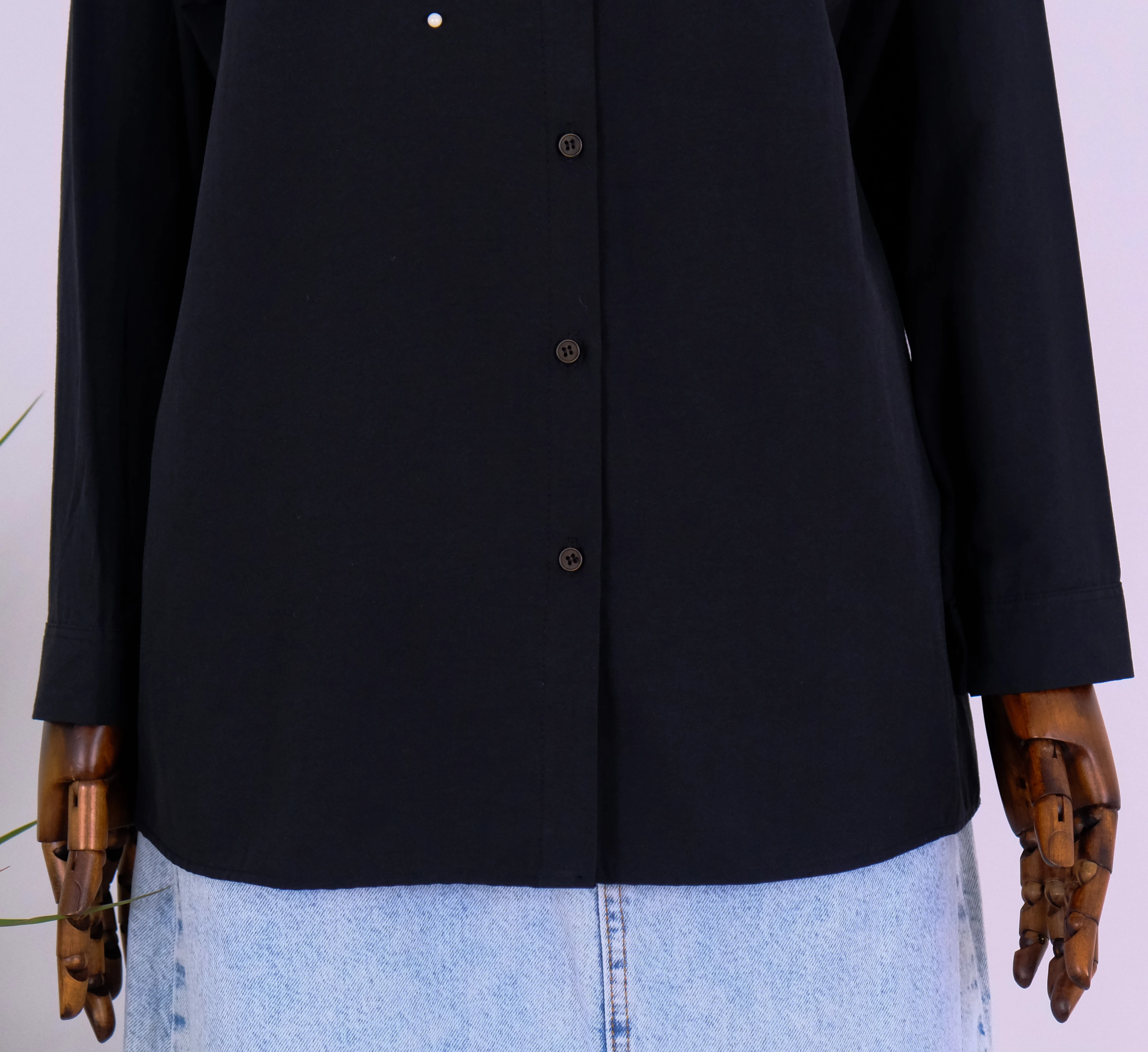 İNCİ DETAYLI GÖMLEK 