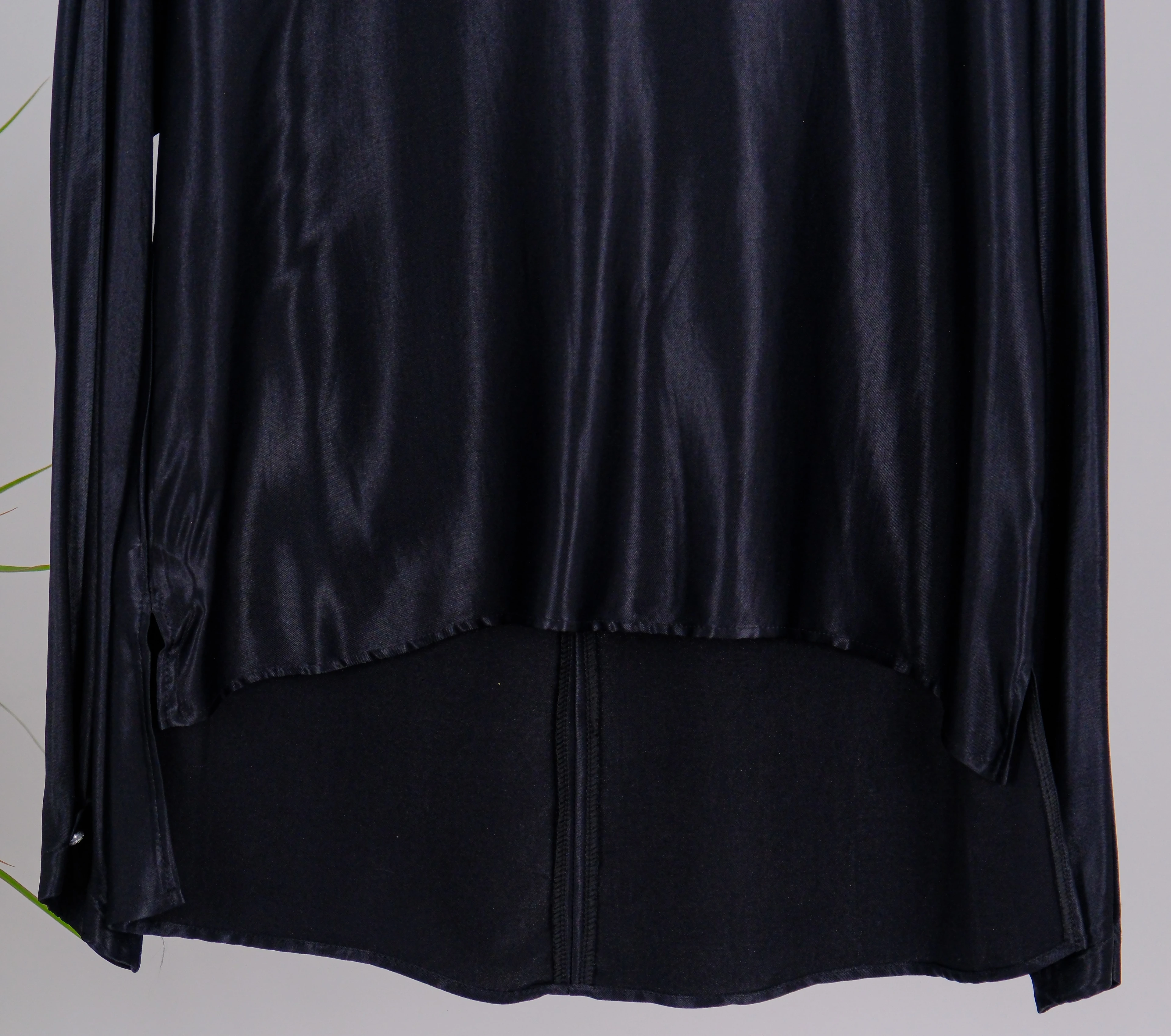 ASİMETRİK SATEN GÖMLEK 