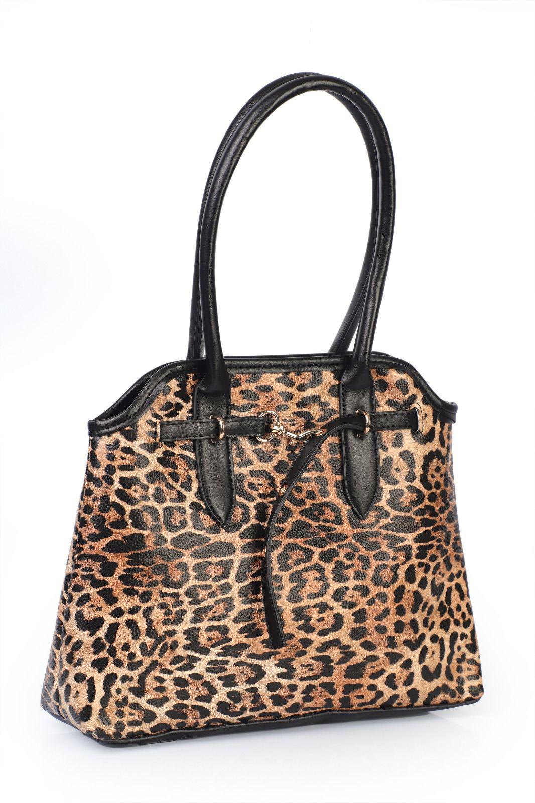 Büyük Boy Nubuk Kanca Detaylı Kol Çantası