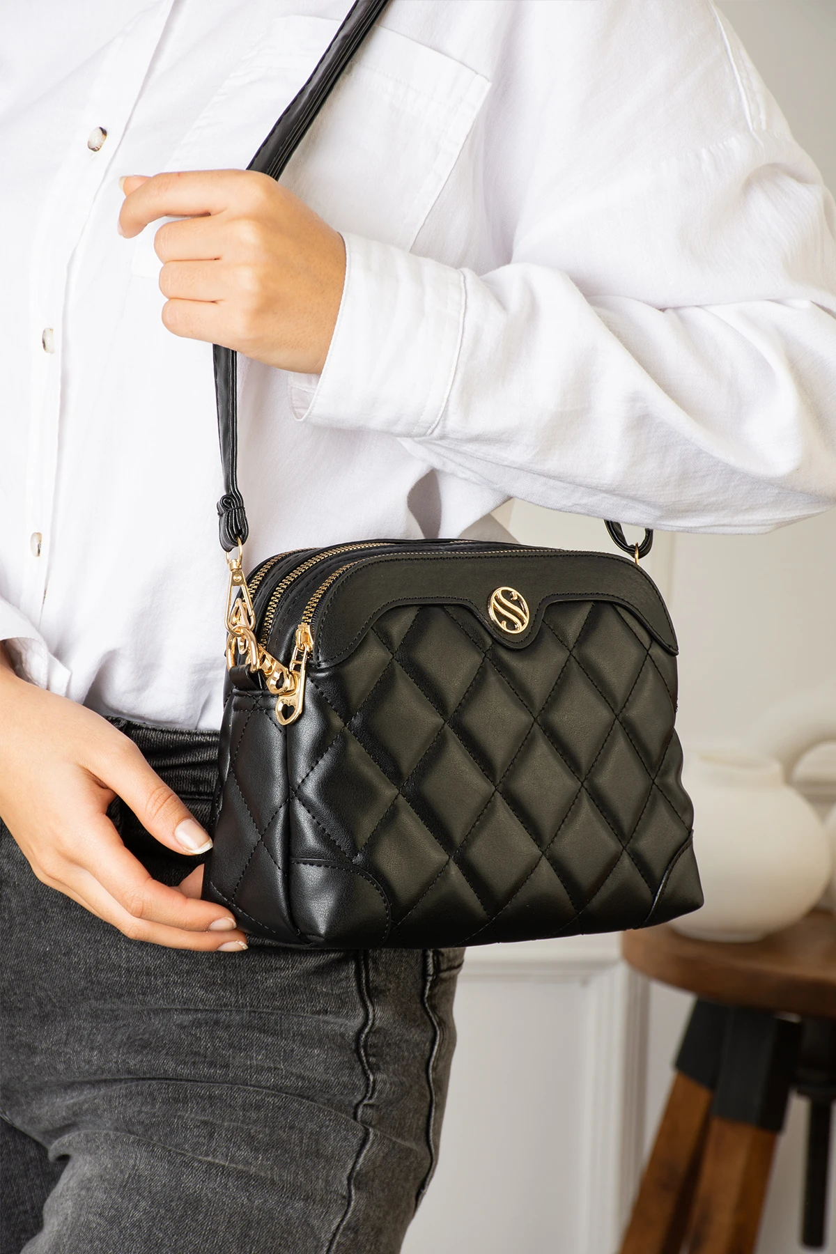 3 Bölmeli Astarlı Ayarlanabilir Uzun Askılı Bayan Çapraz Çanta - Siyah