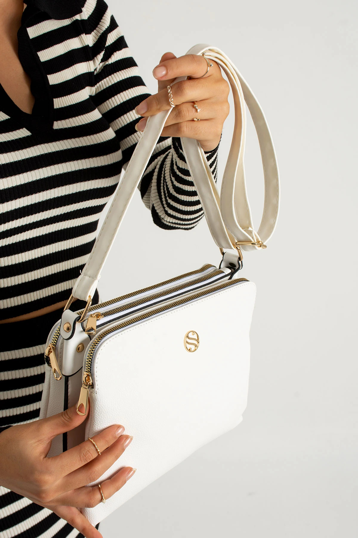 3 Gözlü Astarlı Ayarlanabilir Uzun Askılı Bayan Çapraz Çanta