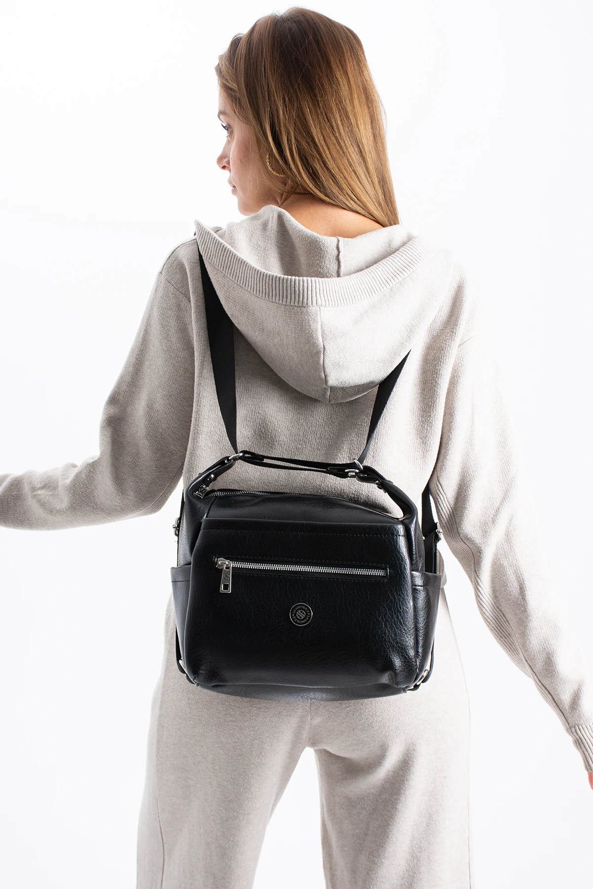 6 Gözlü Yumuşak Deri Astarlı Ayarlanabilir Uzun Askılı Bayan Çapraz Ve Sırt Çantası 