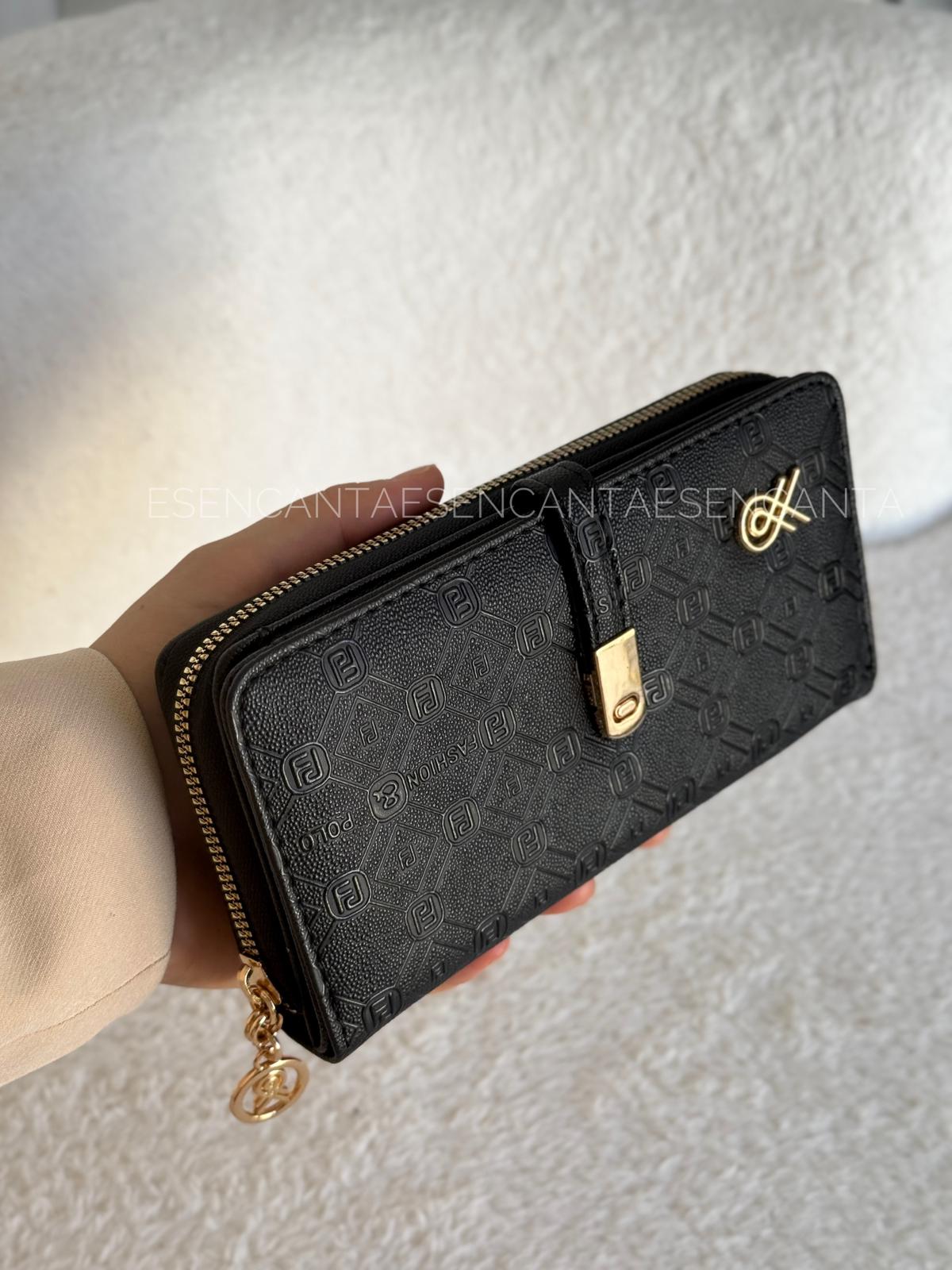 Büyük Boy Demir Kemer Detaylı Bayan Cüzdan - Polo Siyah