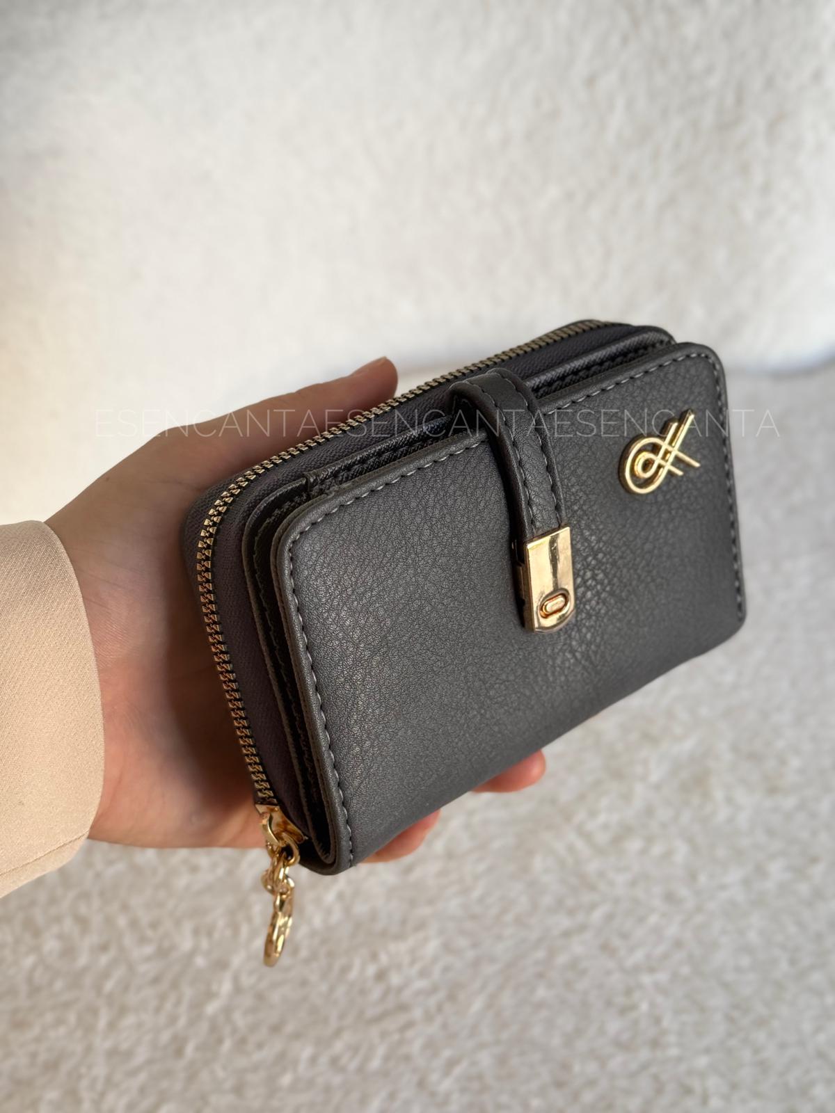 Küçük Boy Demir Kemer Detaylı Bayan Cüzdan - Gri