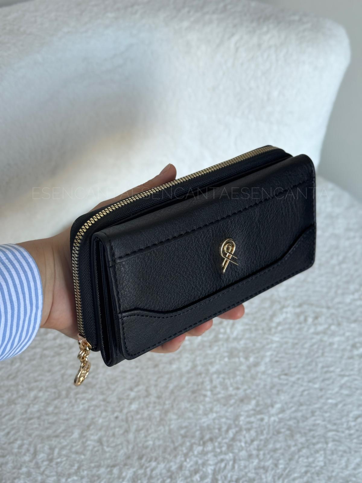Büyük Boy Logo Detaylı Çok Gözlü Bayan Cüzdan - Siyah