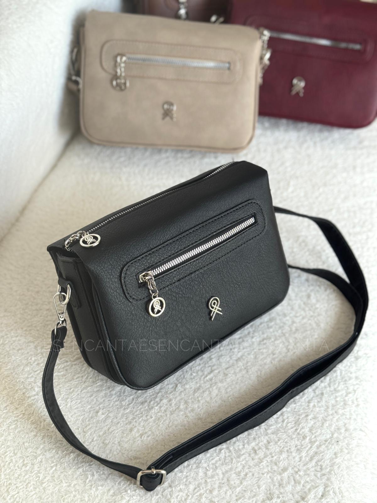 6 Gözlü Astarlı Ayarlanabilir Uzun Askılı Bayan Çapraz Çanta - Siyah