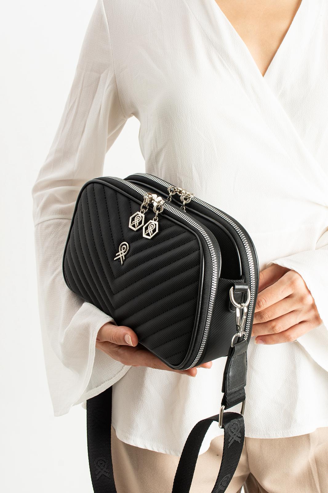 4 Bölmeli Nakışlı Ayarlanabilir Kolon Askılı Bayan Çapraz Çanta