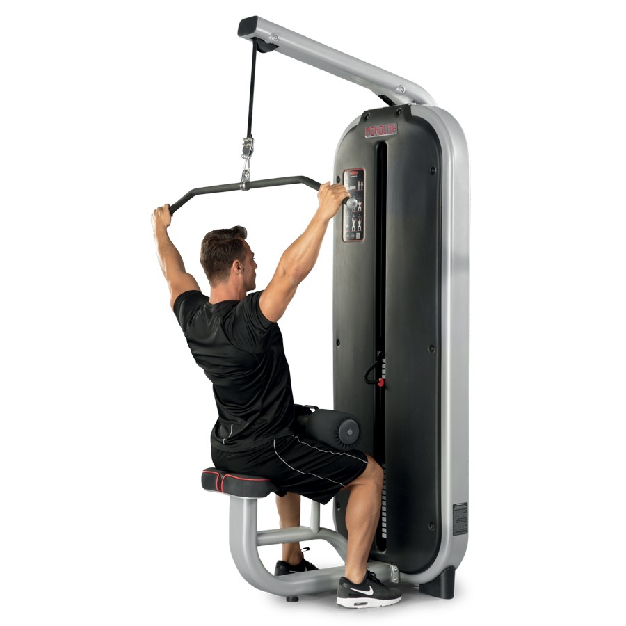 1MTH001-Lat Pulldown