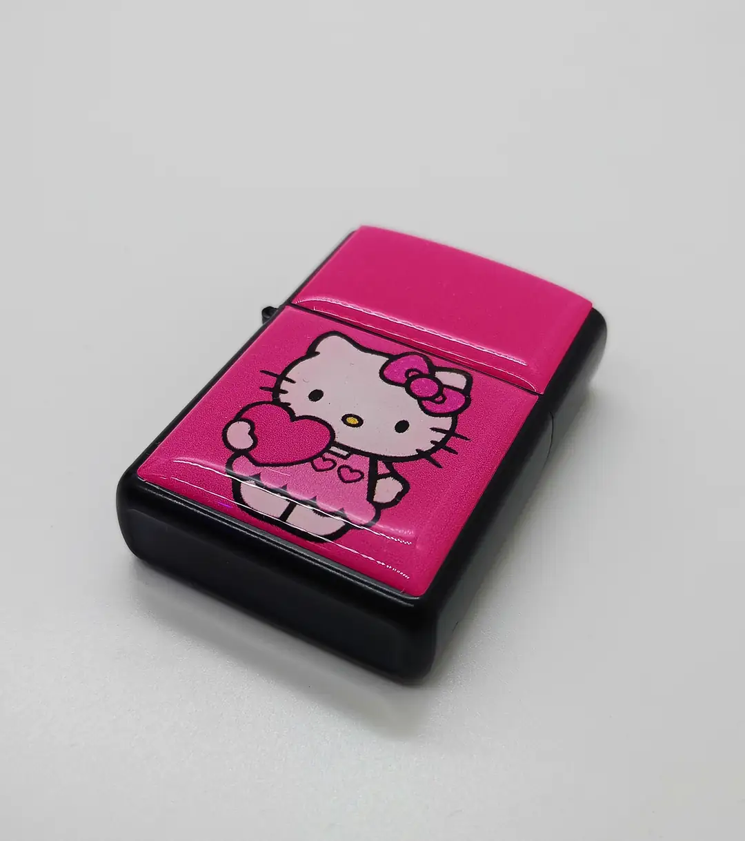 HELLO KİTTY ZİPPO ÇAKMAK