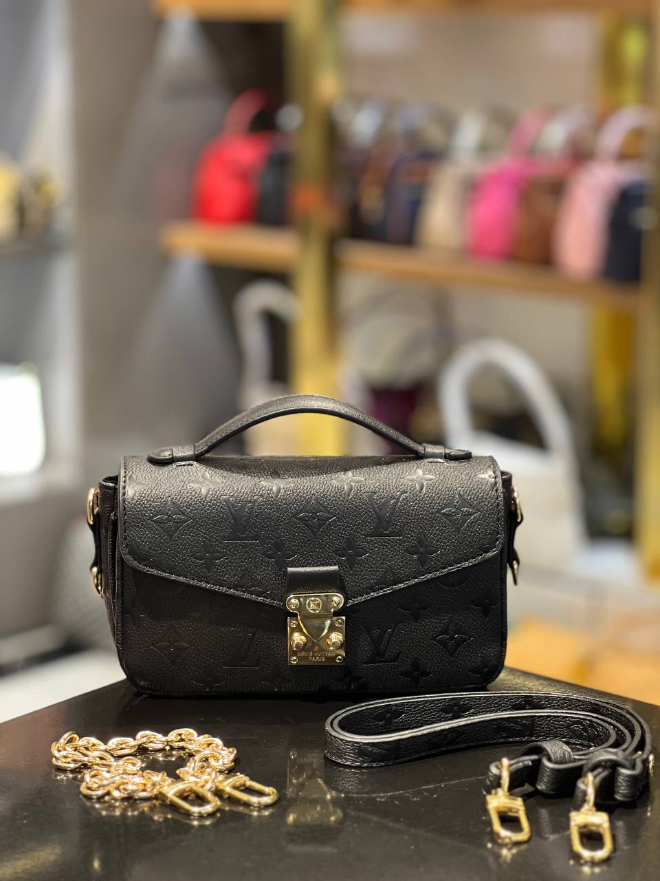 Louis Vuitton Mini Omuz Çantası