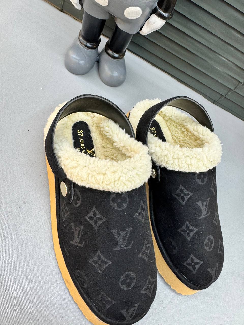 İthal Louis Vuitton Slippers