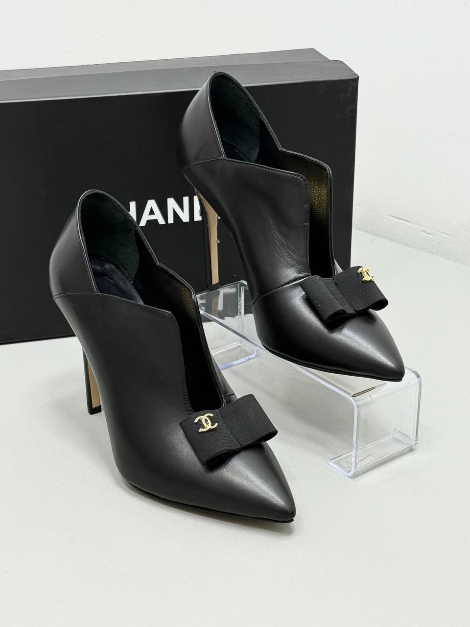 İthal Chanel Kurdela Detaylı Topuklu Ayakkabı