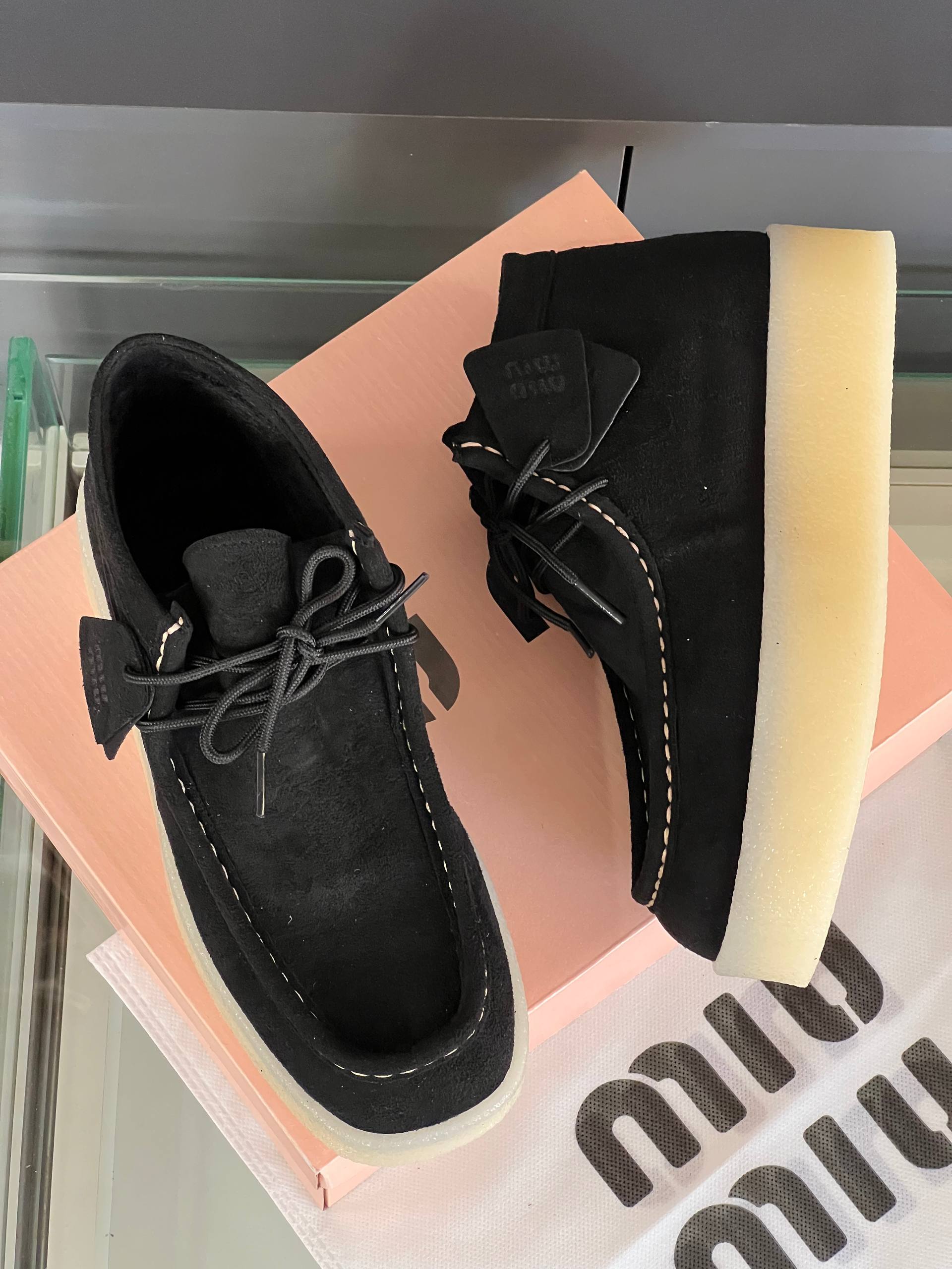 Miu Miu Kalın Tabanlı Ayakkabı