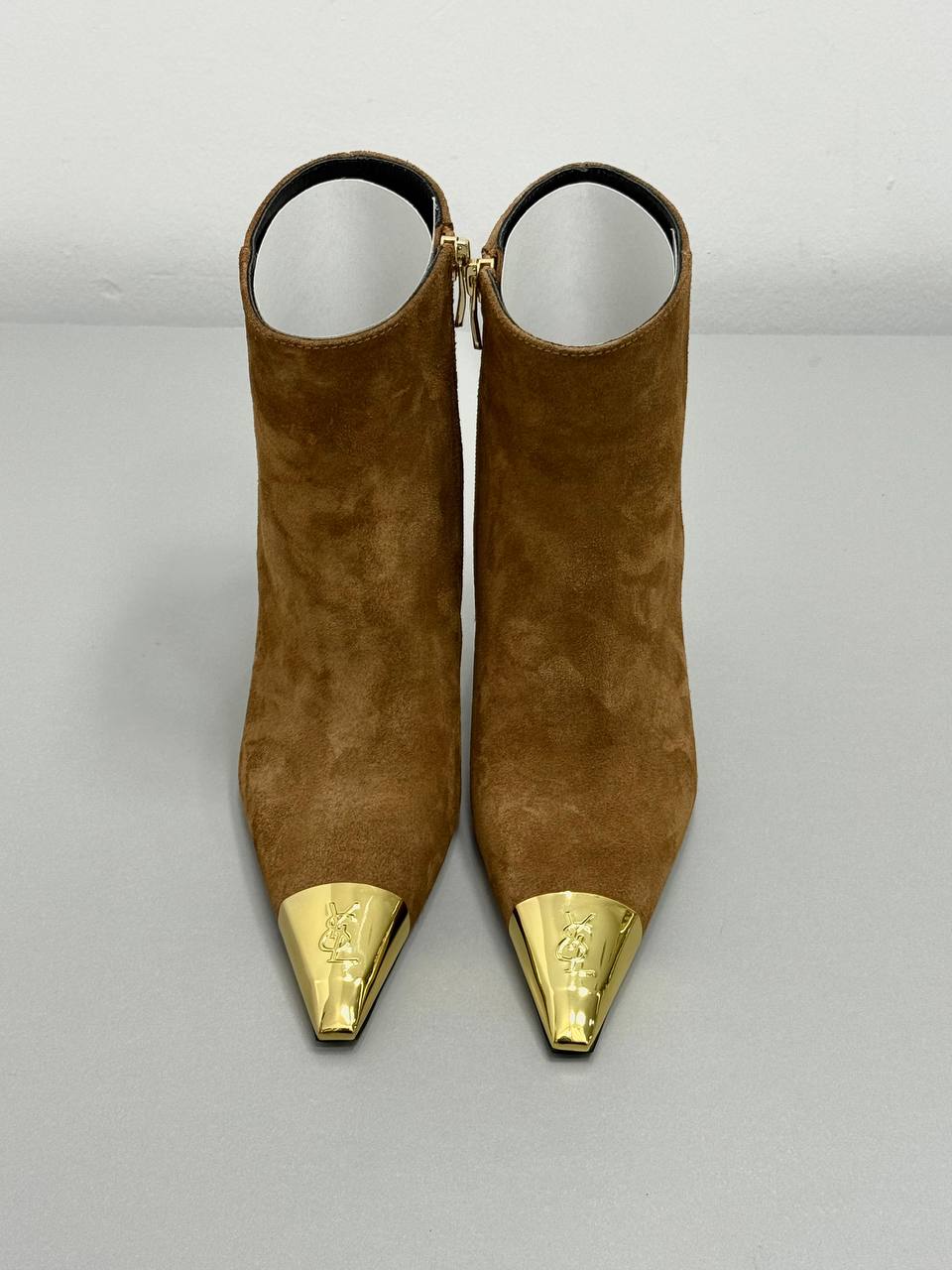 İthal Saint Laurent Altın Detaylı Süet Topuklu Bot