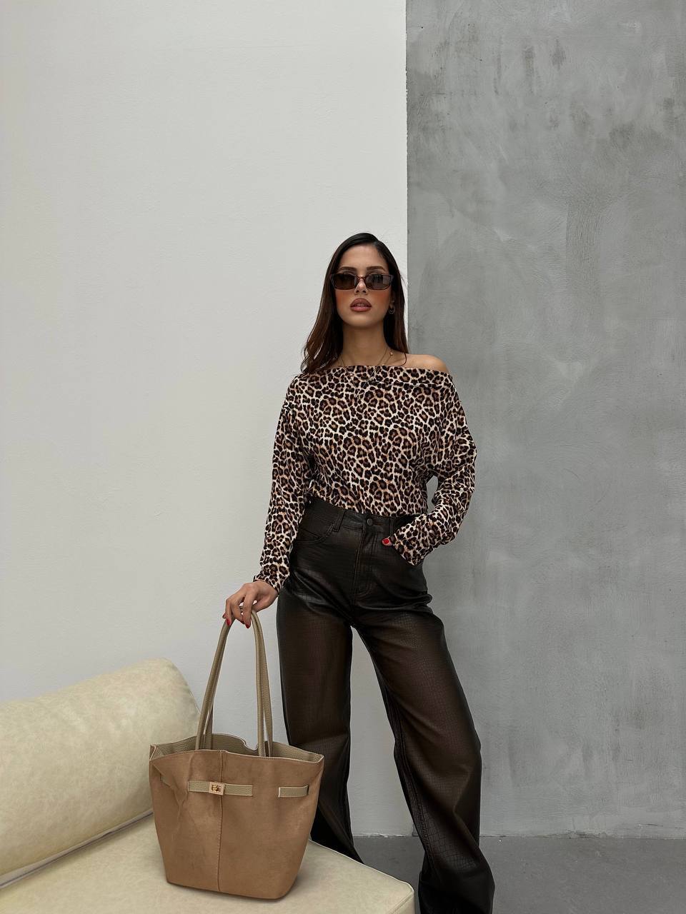 Leopar Desenli Düşük Omuz Bluz